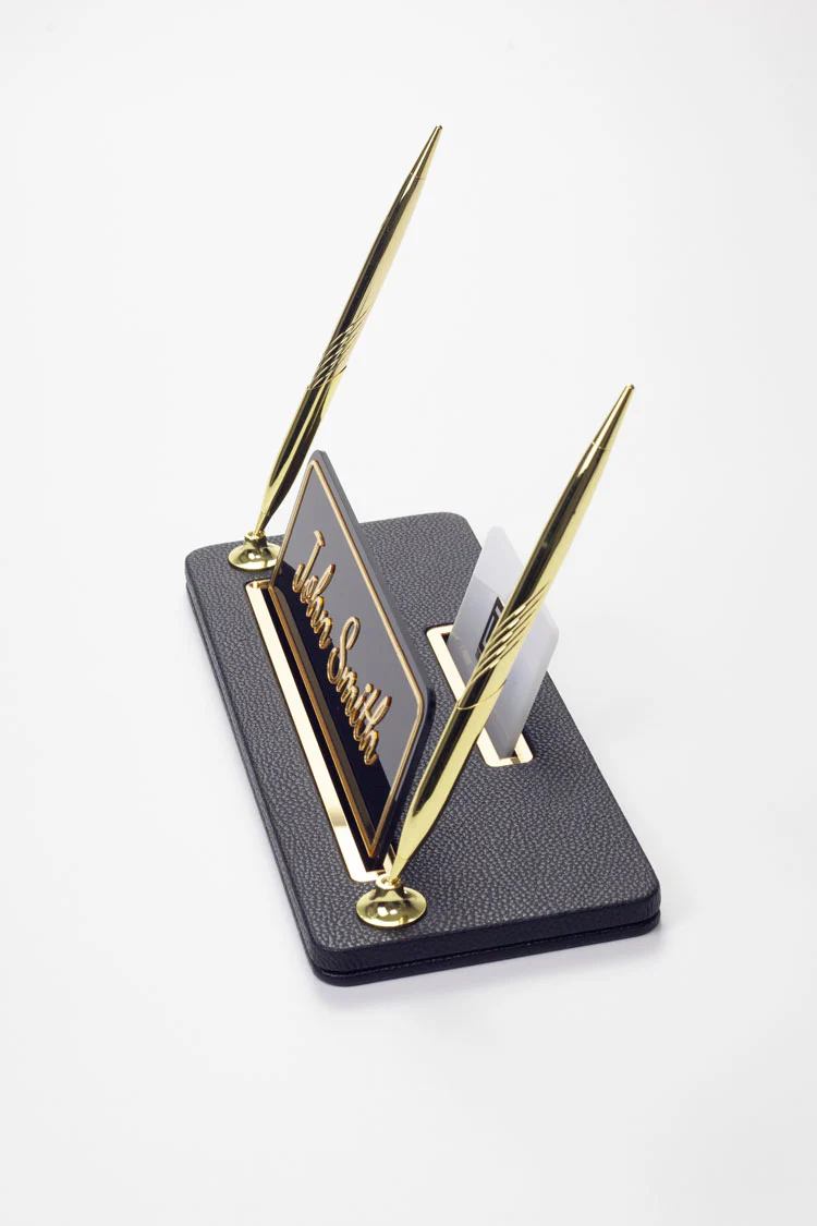 Capella İki Kalemli Deri Masa İsimliği Siyah Gold Detaylı, Lüks ve Zarif Ofis Masa Aksesuarı, Premium Kalitede Kişiye Özel Deri İsimlik Hediyesi