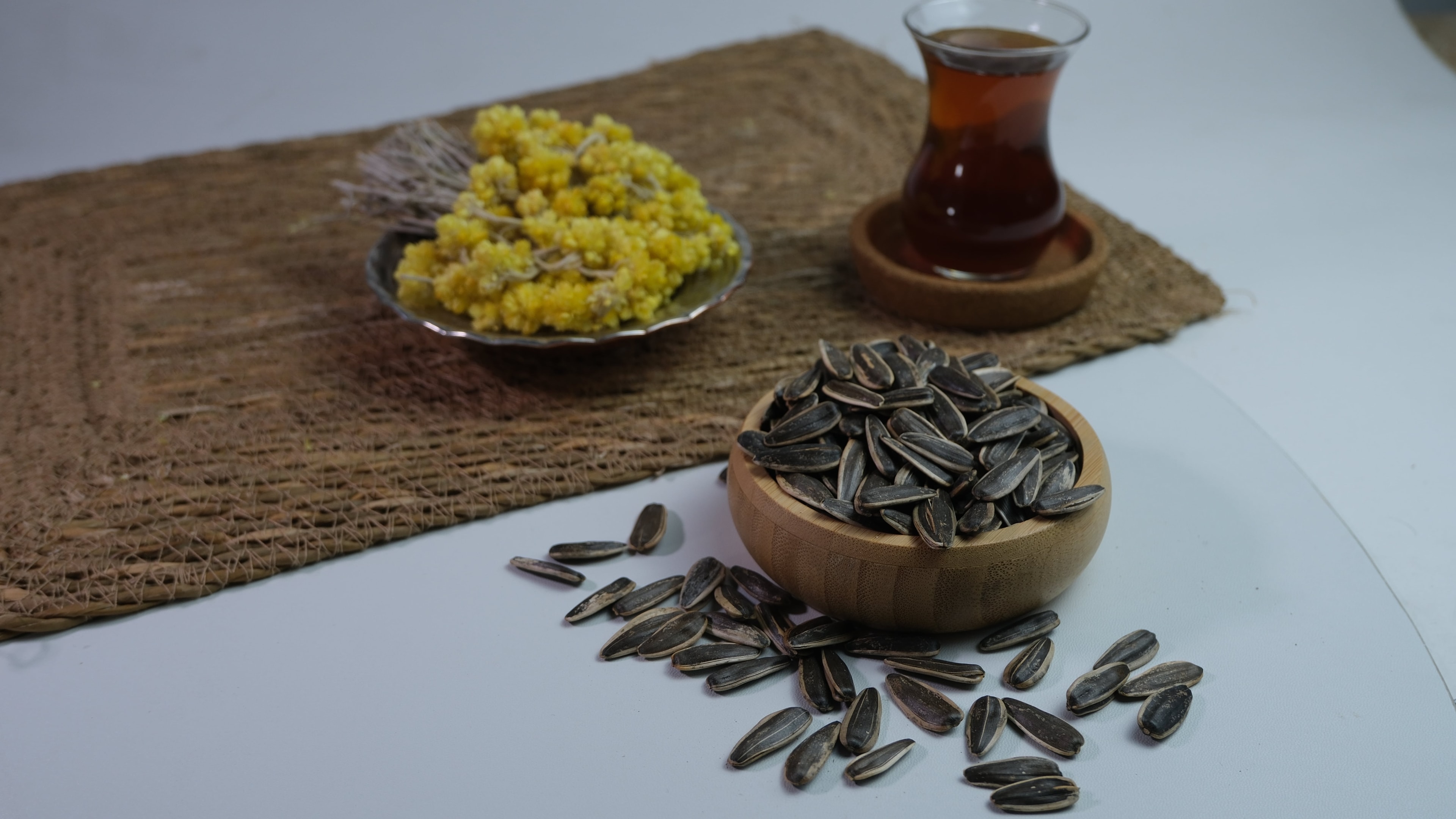 Çiğ Siyah Ay Çekirdeği - 250 Gram