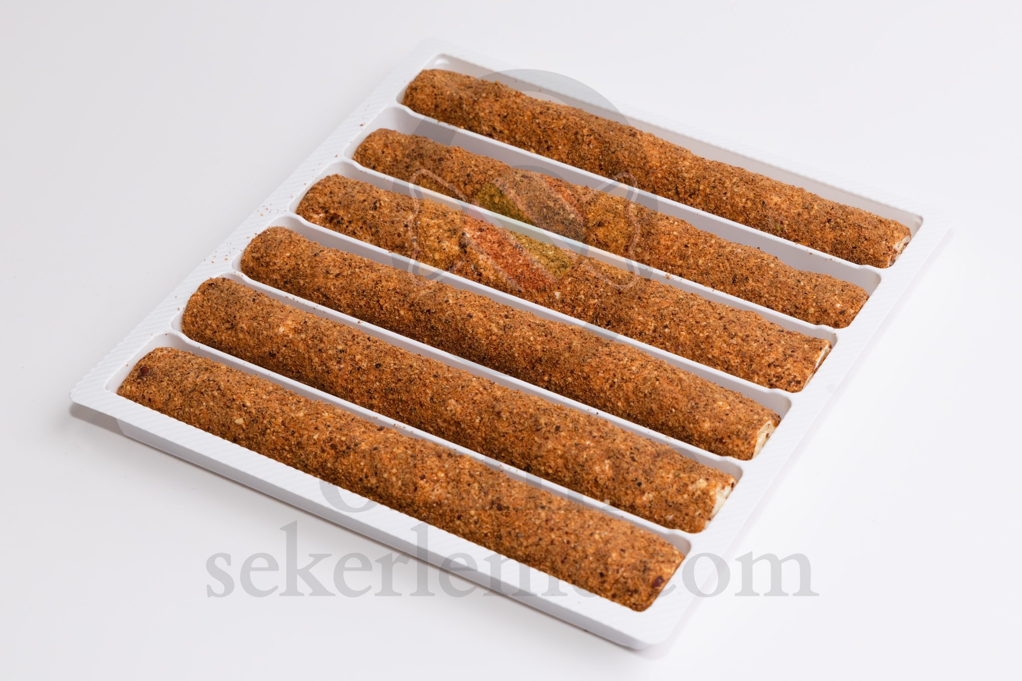 TOZ BADEM KAPLI BEYAZ ÇİKOLATALI BADEMLİ SARMA SULTAN LOKUM *BATON* (4KG)