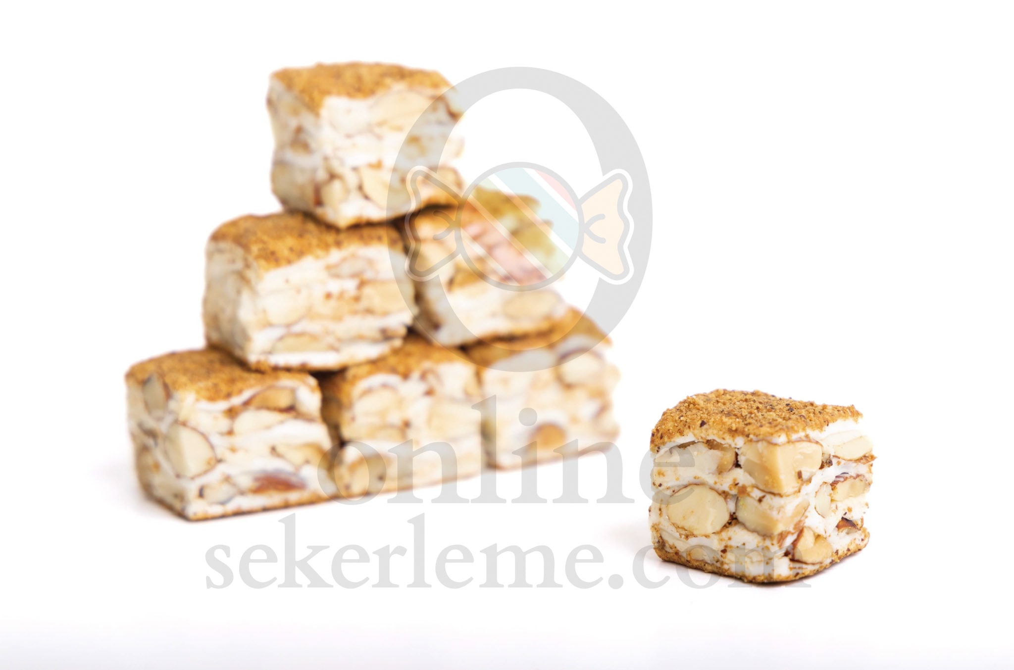TOZ BADEM KAPLI BEYAZ ÇİKOLATALI BADEMLI BAKLAVA LOKUM (5KG)