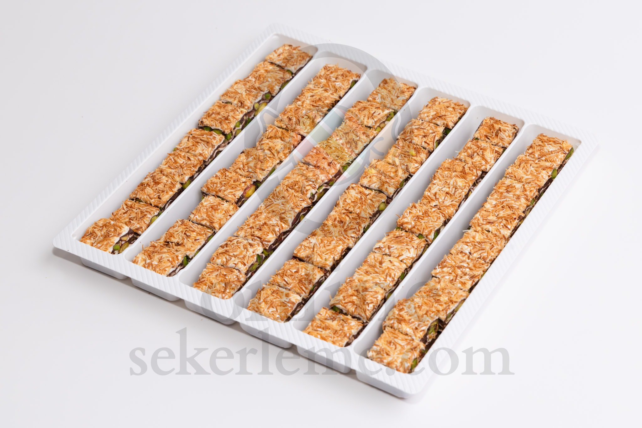 ÇITIR KADAYIF KAPLI ÇİKOLATA ANTEP FISTIKLI BAKLAVA LOKUM (5KG)