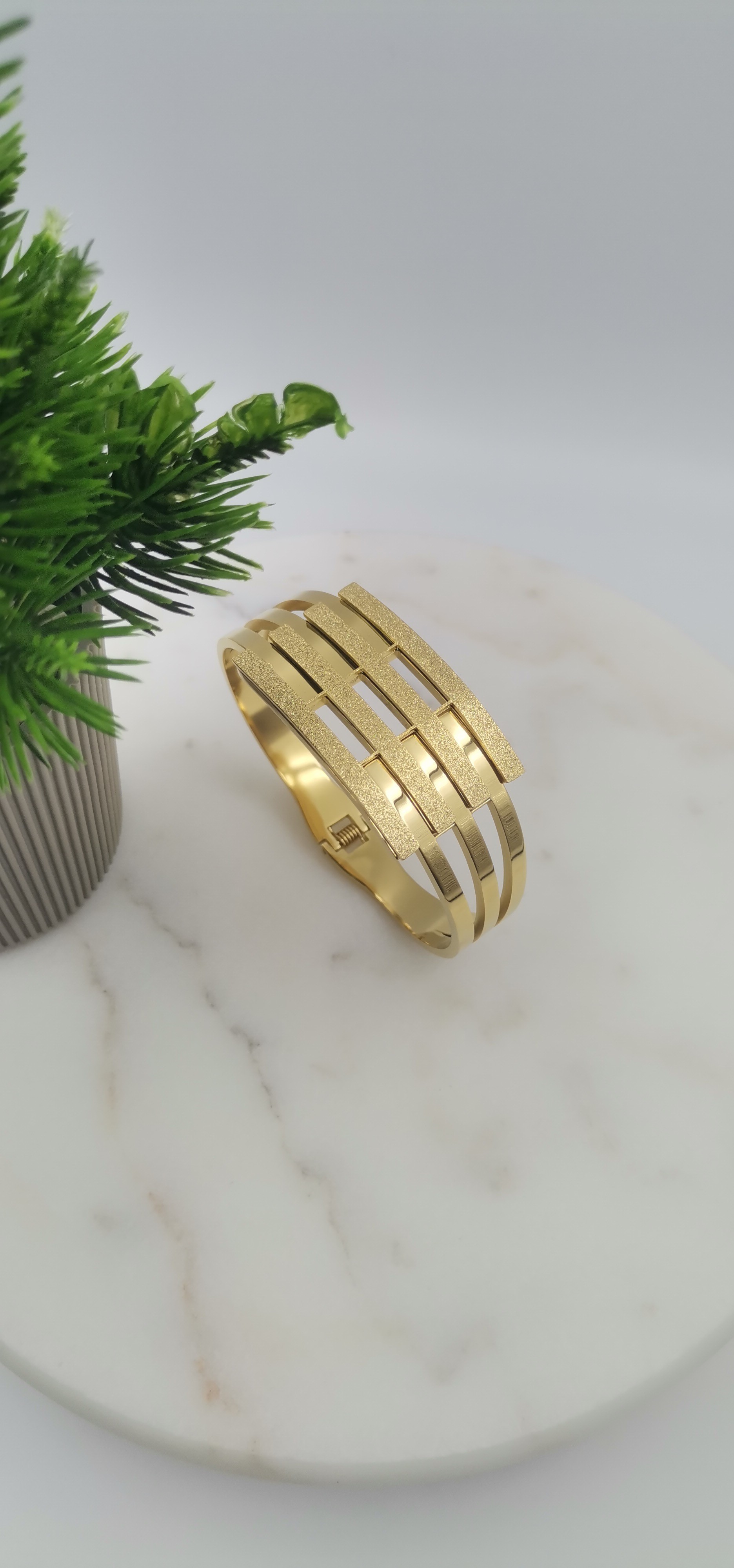 ÇELİK KABURGA GOLD KELEPÇE