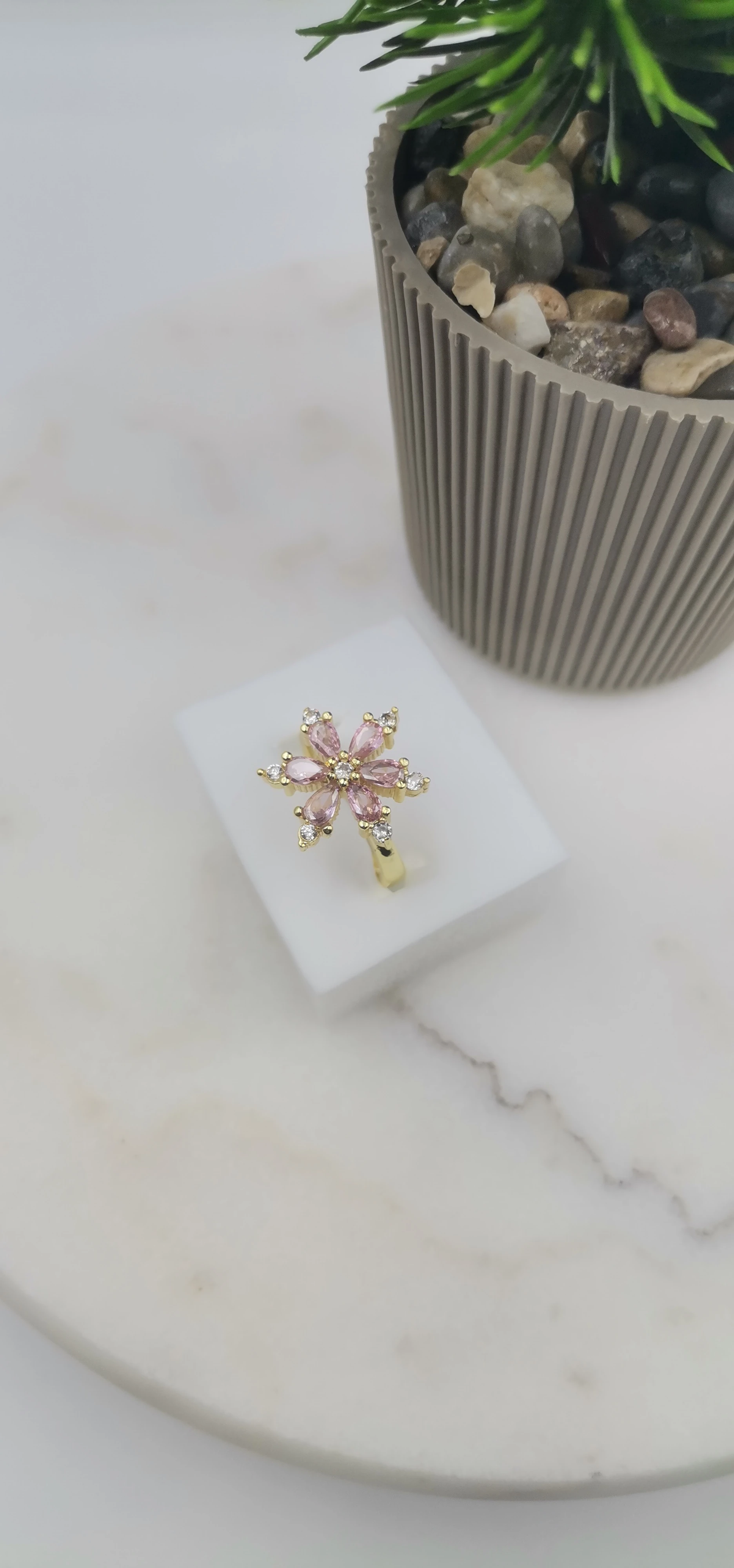 VİP ZİRKON TAŞLI GOLD  YÜZÜK