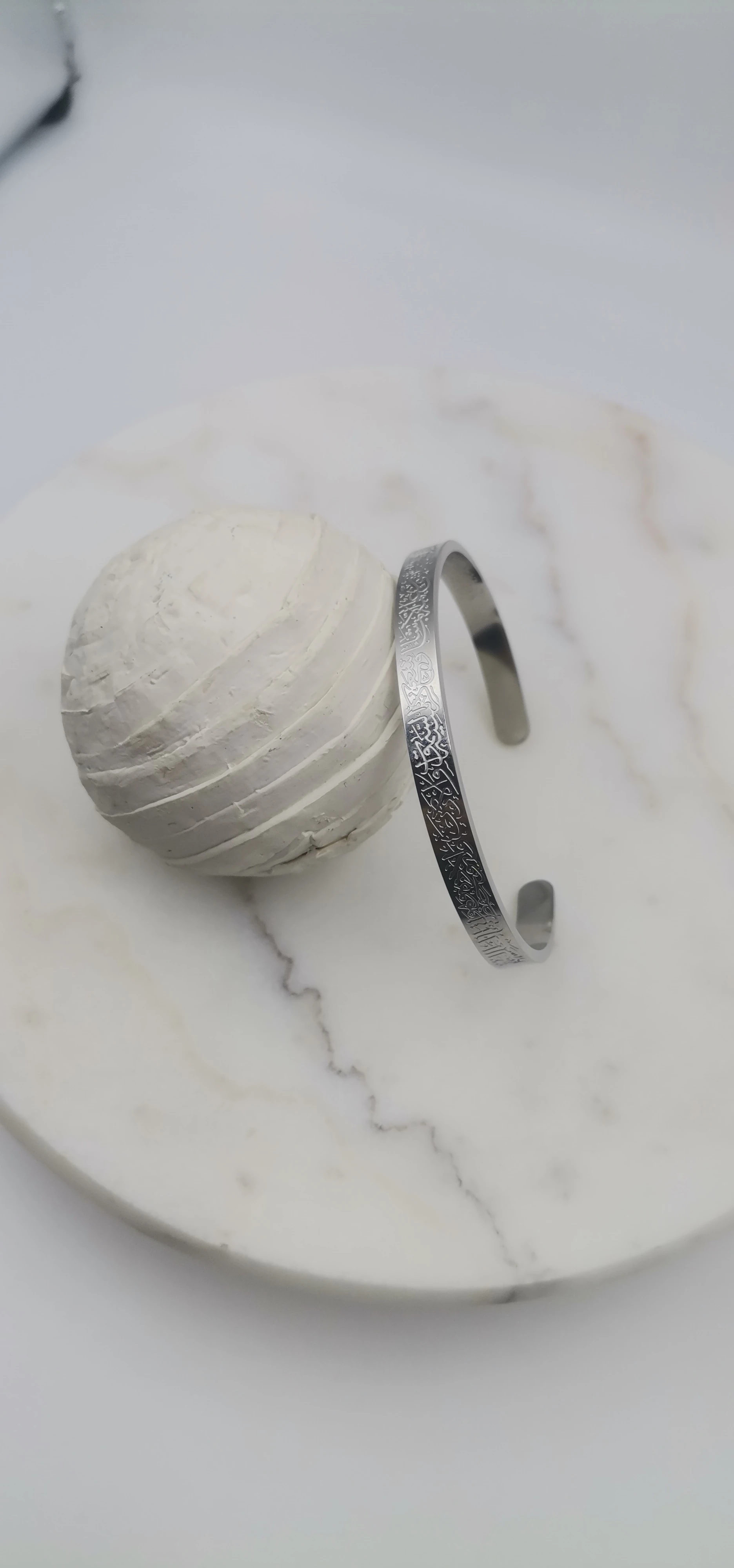 ÇELİK SİLVER BİLEKLİK (AYETEL KÜRSİ YAZILI)