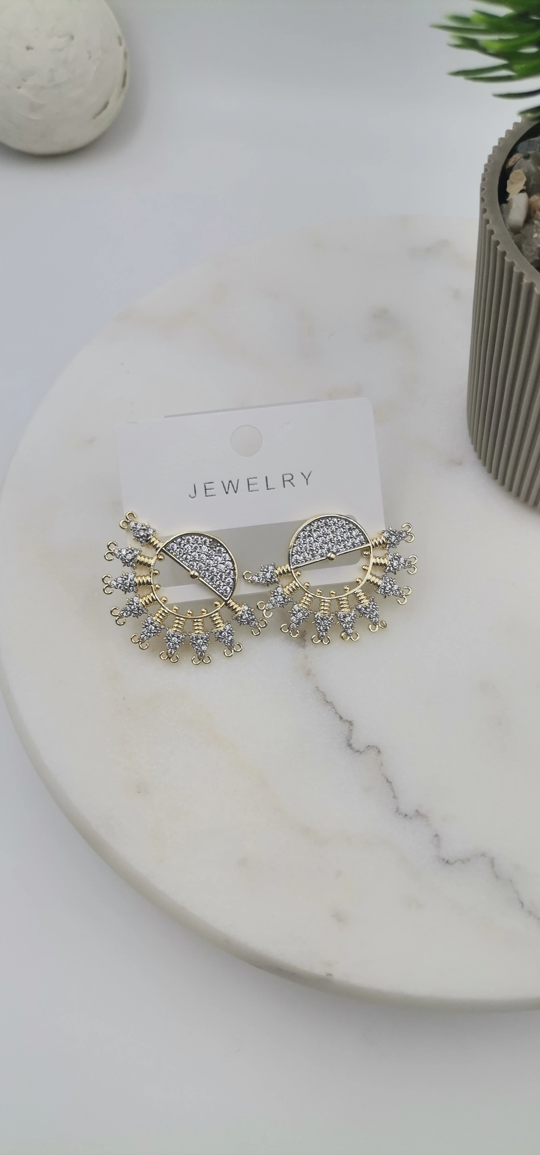 VİP ZİRKON TAŞLI GOLD KÜPE