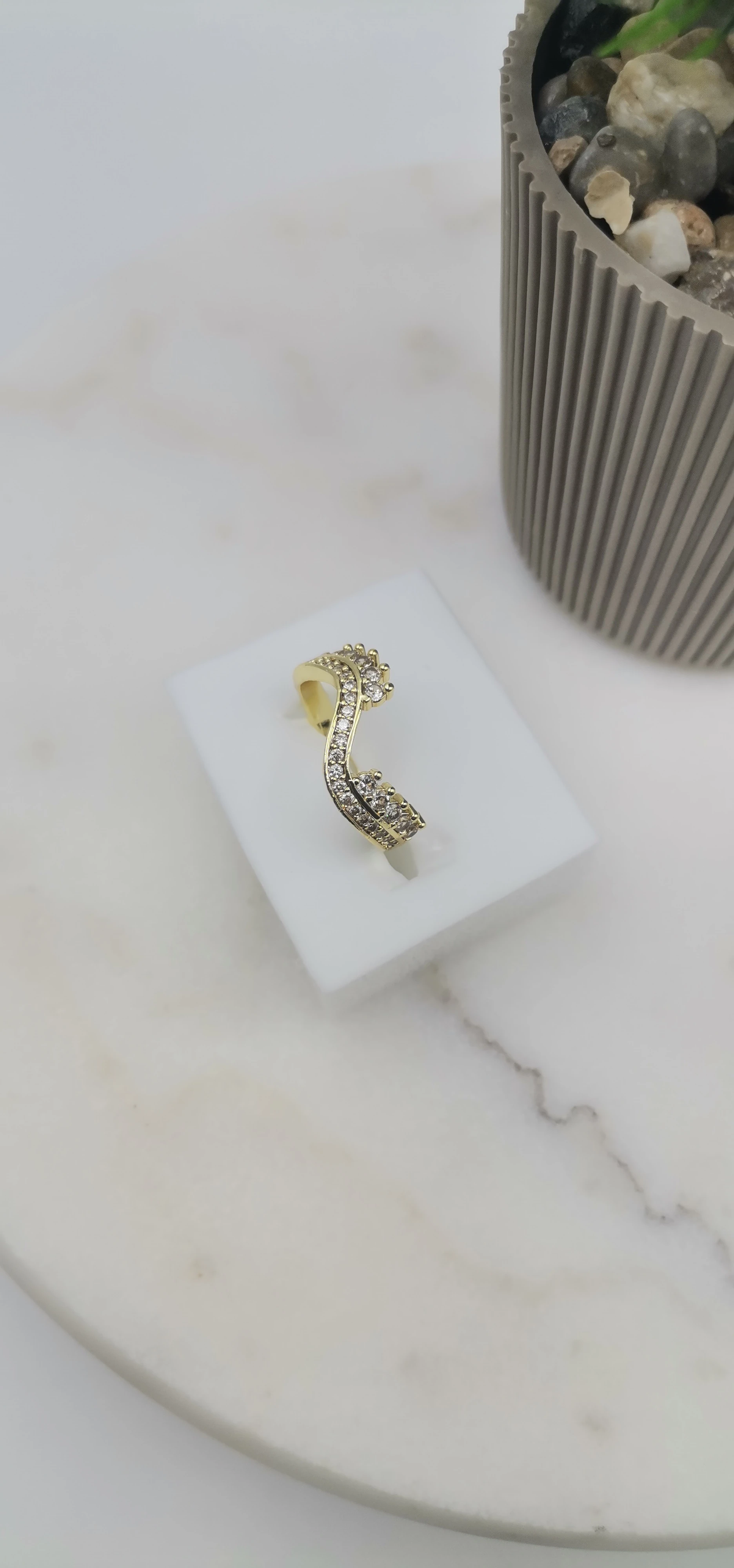 VİP ZİRKON TAŞLI GOLD  YÜZÜK