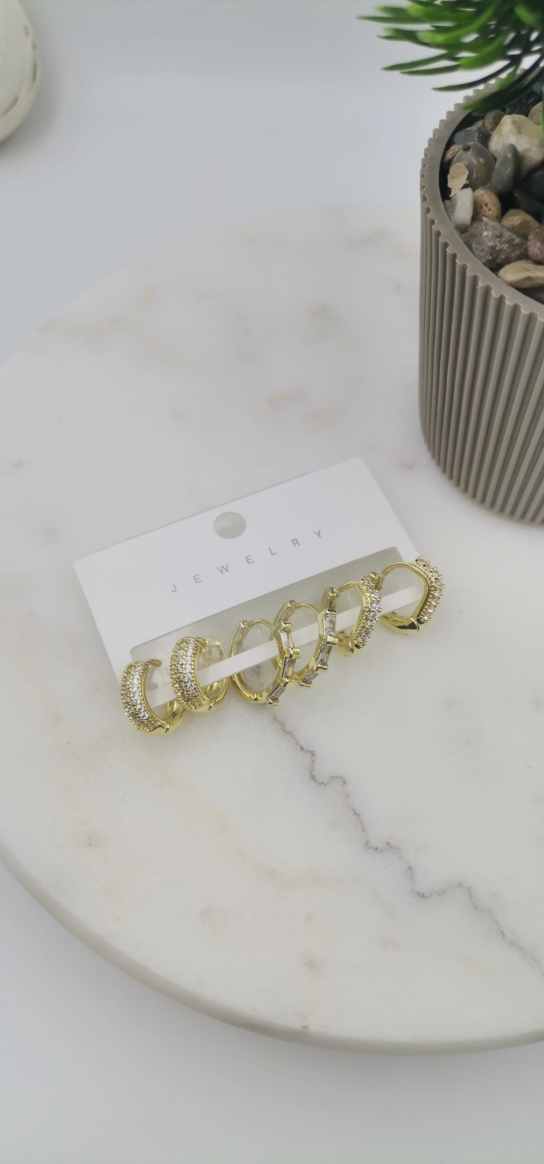 ZİRKON TAŞLI ÇOKLU GOLD KÜPE