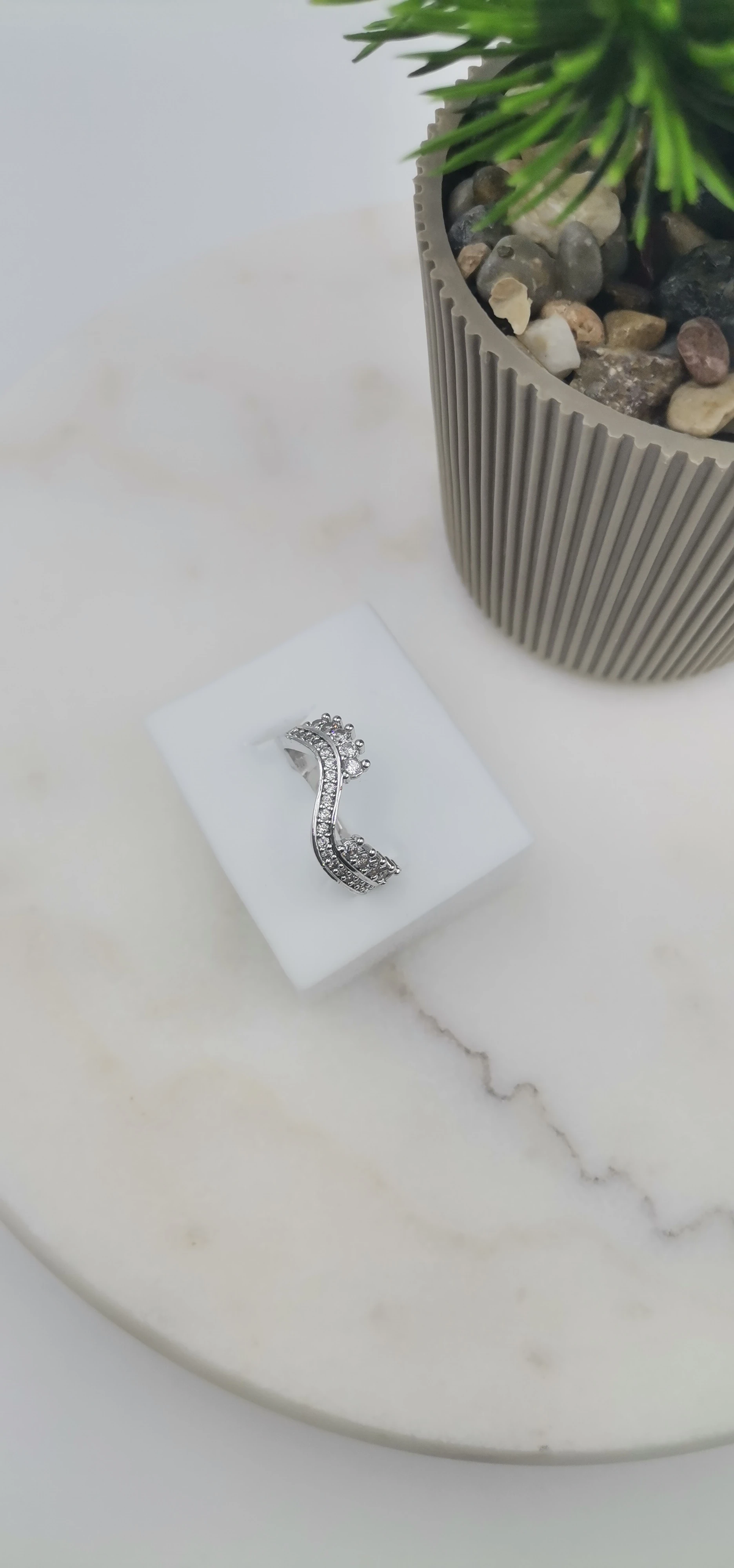 VİP ZİRKON TAŞLI SİLVER  YÜZÜK