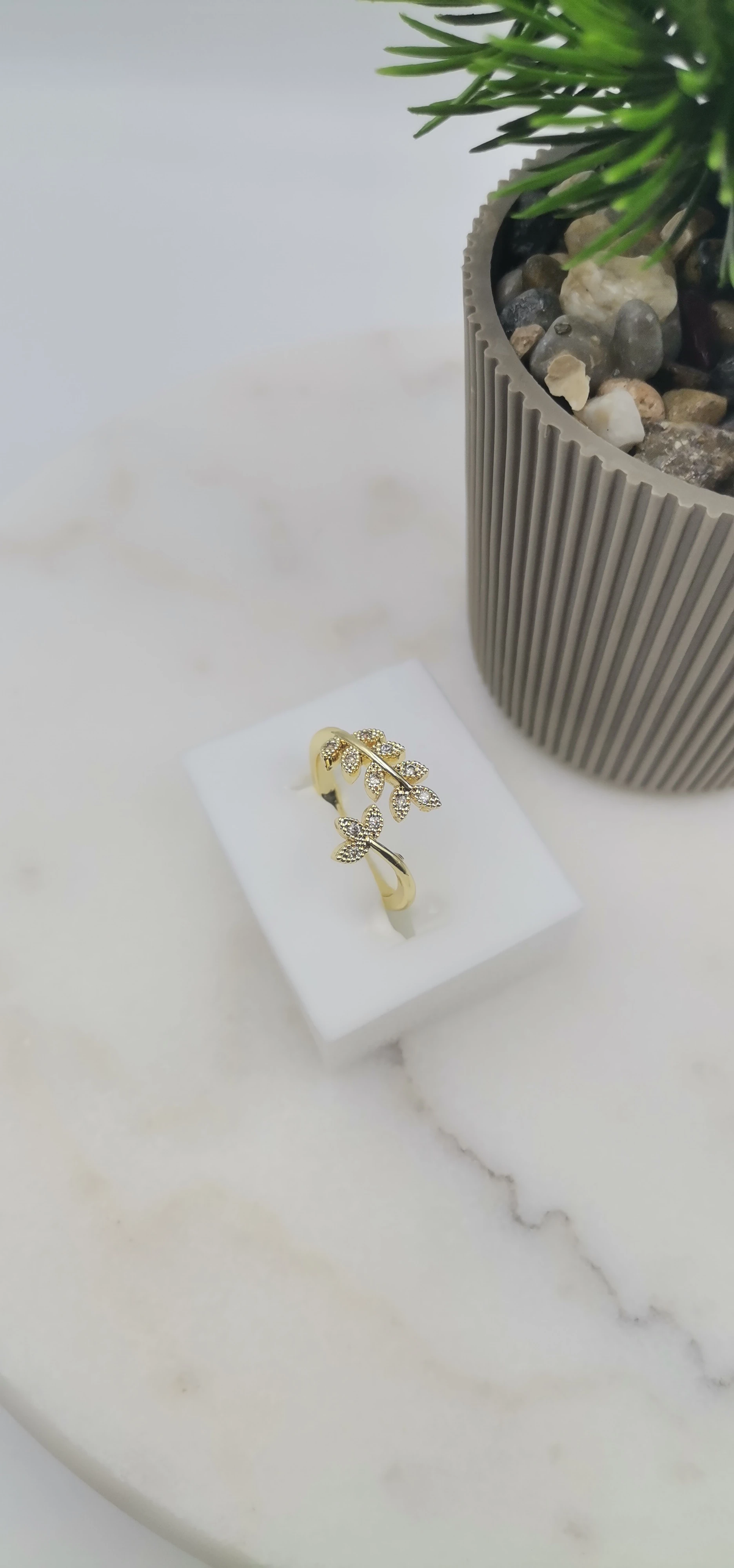 VİP ZİRKON TAŞLI GOLD  YÜZÜK