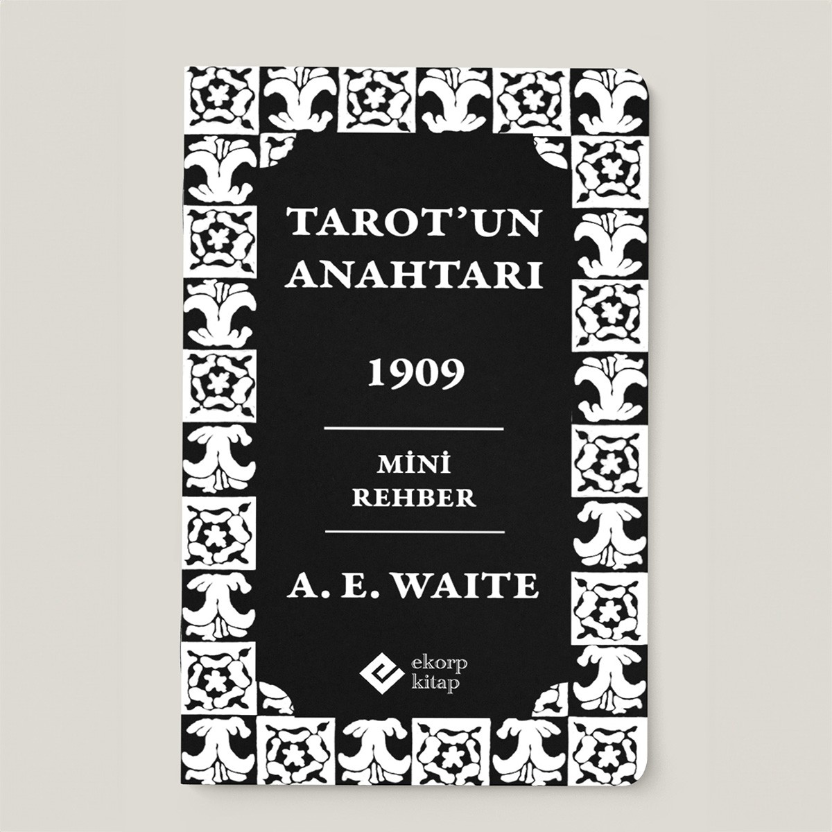 Mini Marsilya Tarot - Arthur Edward Waite / 78 Kartlık Deste ve 32 Sayfa Rehber Kitap