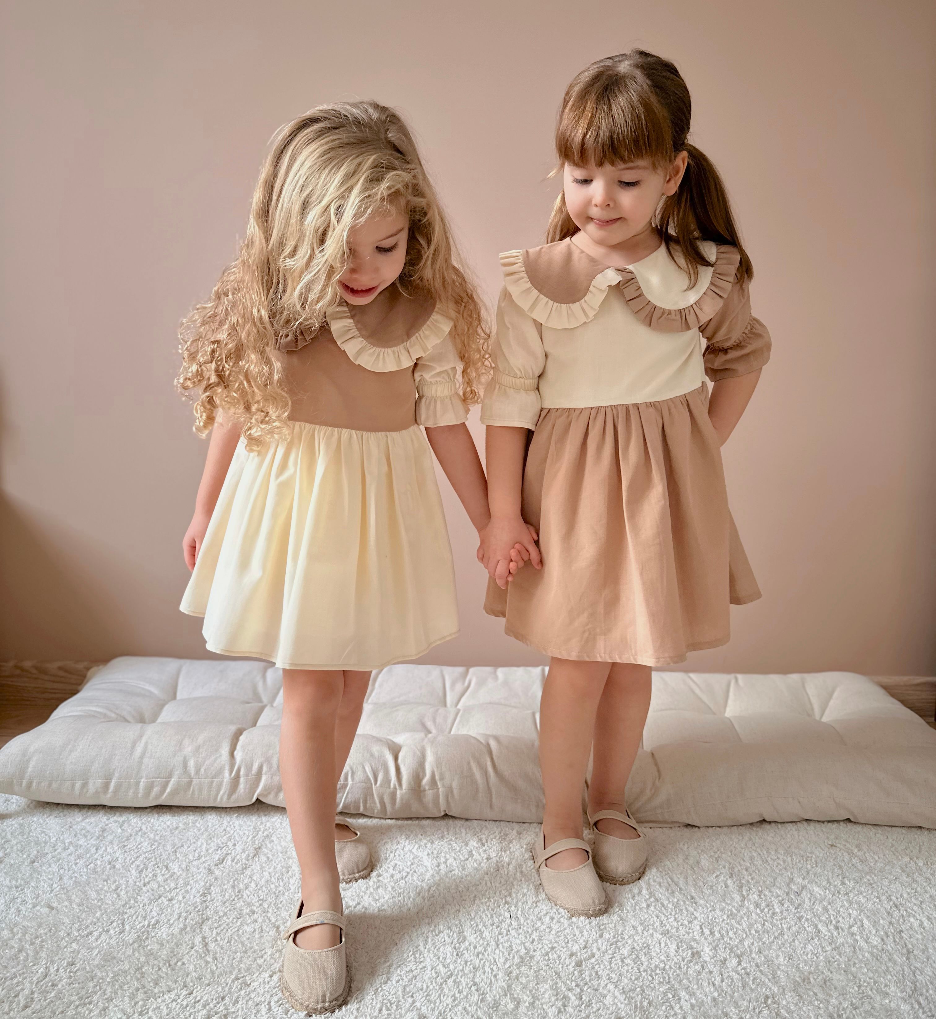 Camel&Ekru Renkli Bebe Yaka Elbise