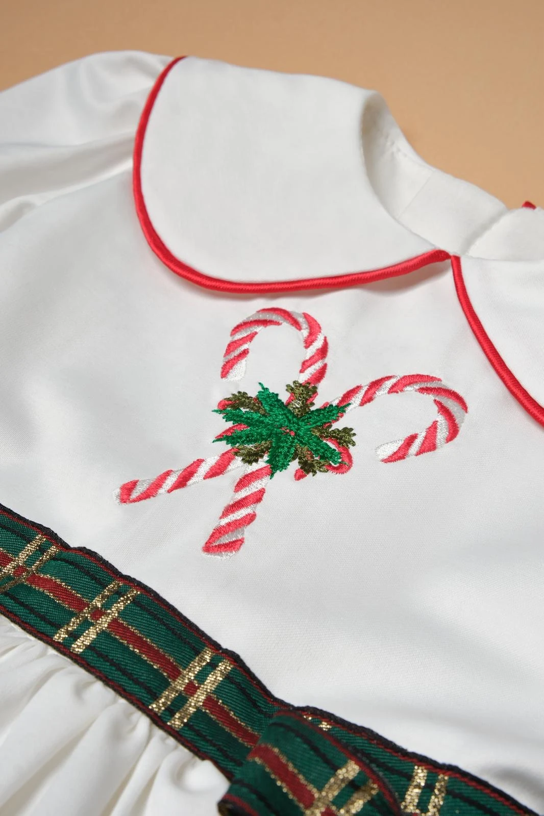 CHRİSTİMAS Nakış Detay Elbise (Kargo Çıkış Tarihi 20.12.2025)