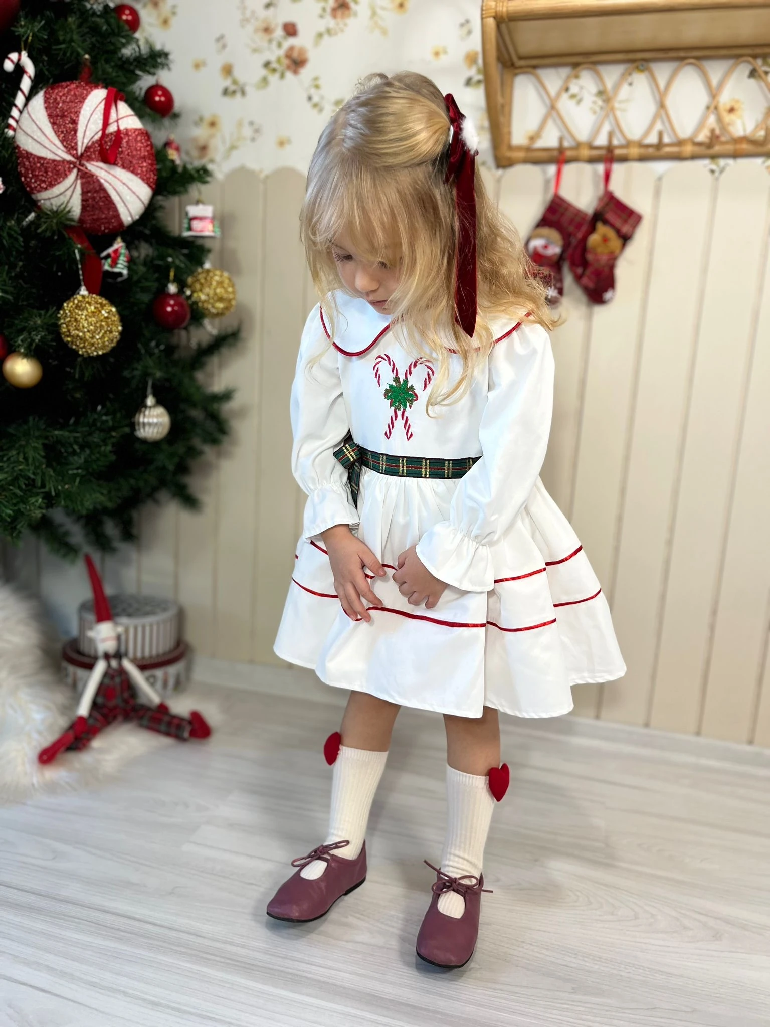 CHRİSTİMAS Nakış Detay Elbise (Kargo Çıkış Tarihi 20.12.2025)