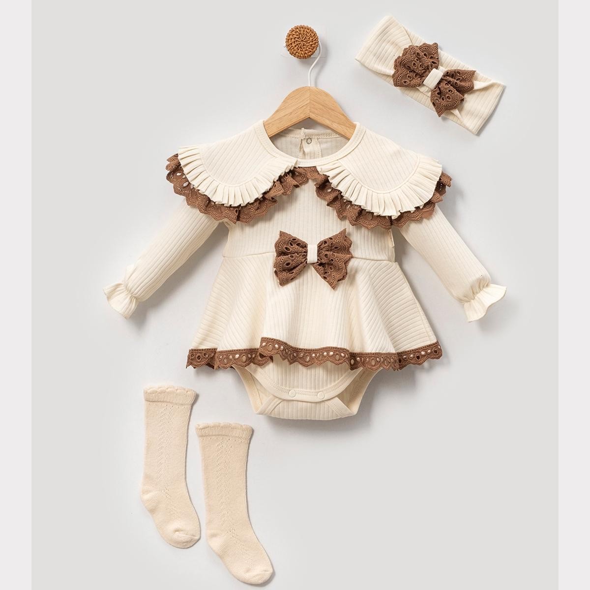 Kız Bebek Bebe Yaka Romper Bandana Çorap Set - Krem