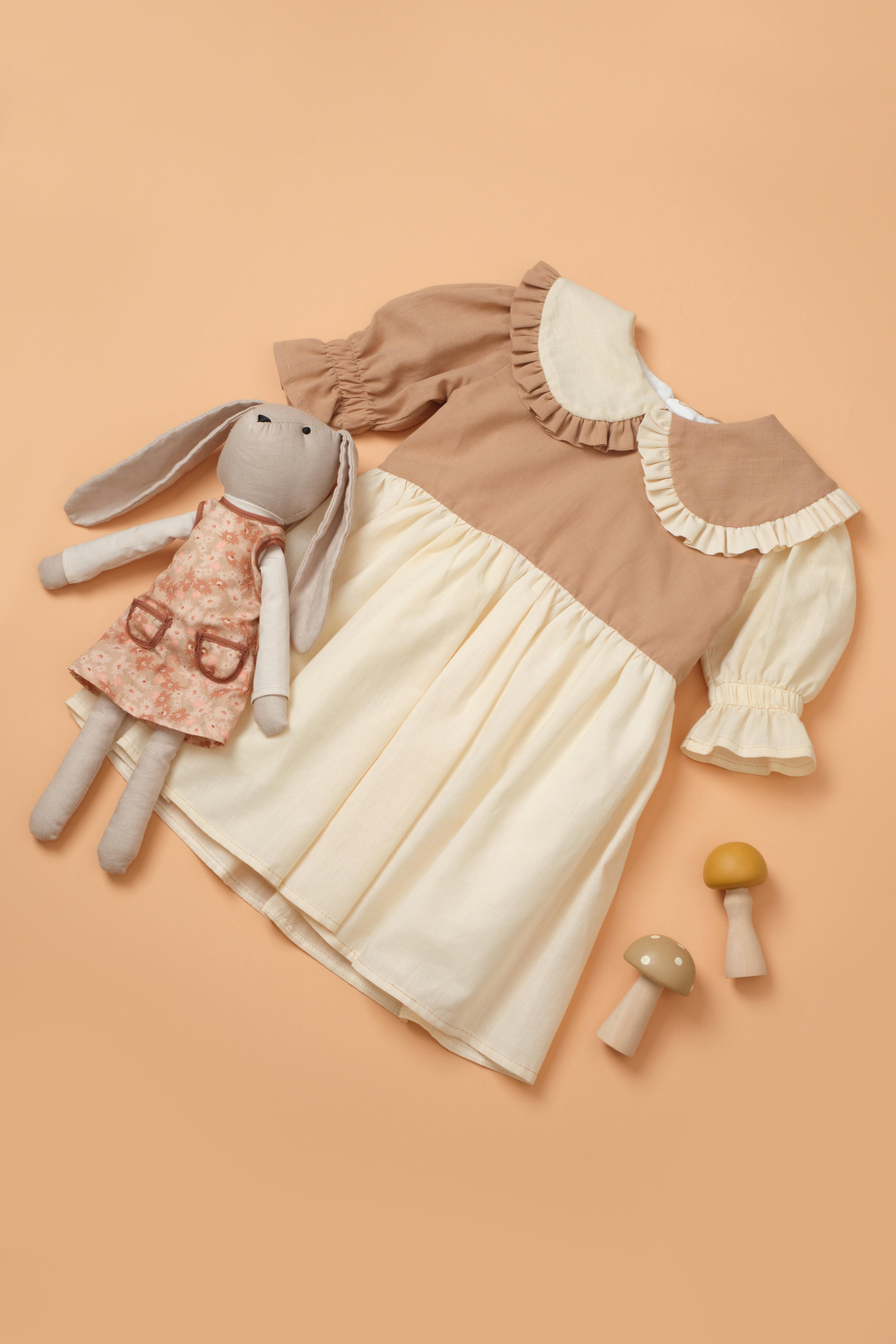 Camel&Ekru Renkli Bebe Yaka Elbise