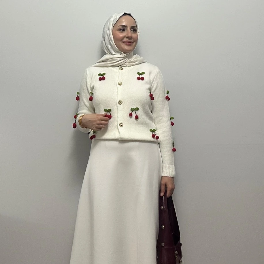 Kirazlı Yumoş Hırka