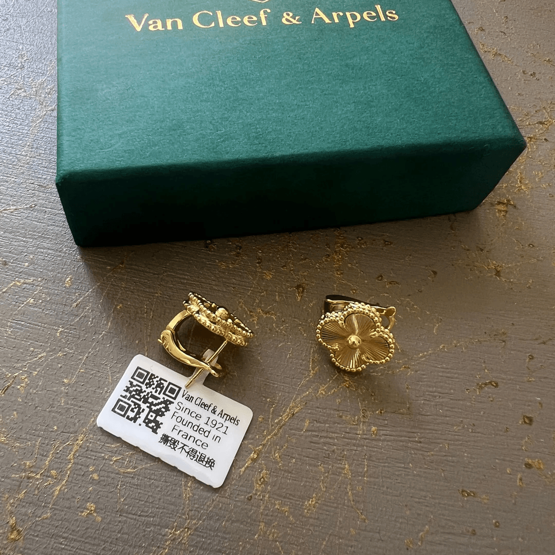 Van Cleef & Arpels All Gold Küpe