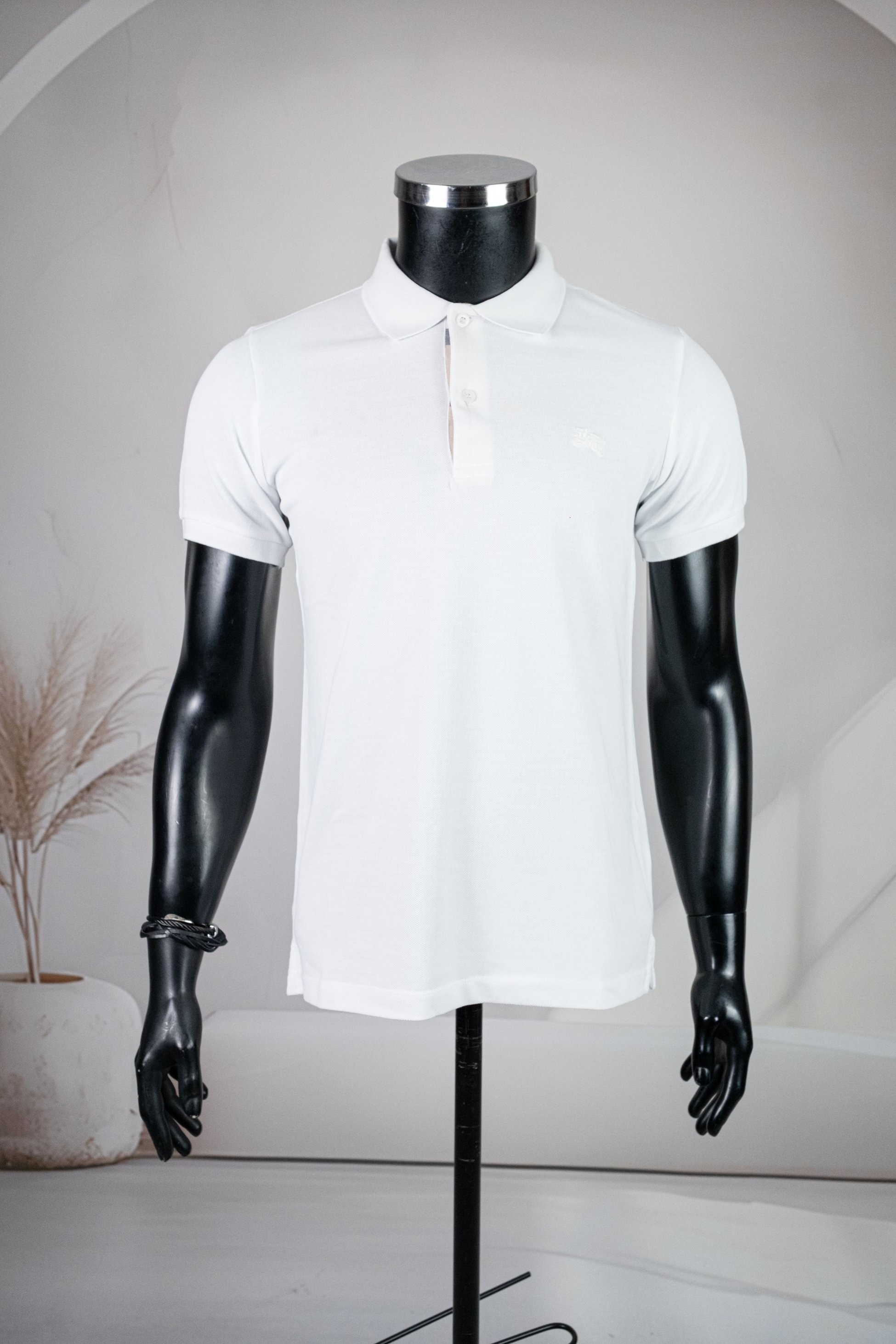Burbery Beyaz Polo Yaka Lacoste Kumaş Tişört
