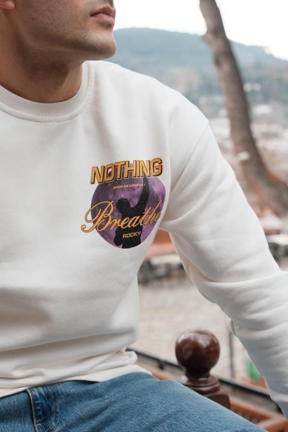 Krem Renk Mor Baskı Sweatshirt