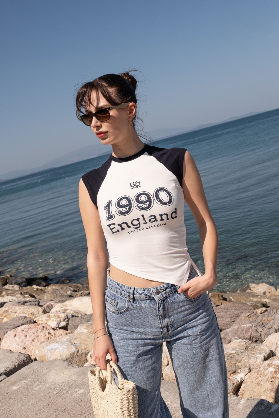 TİŞÖRT 1990 ENGLAND YAZILI BEYAZ