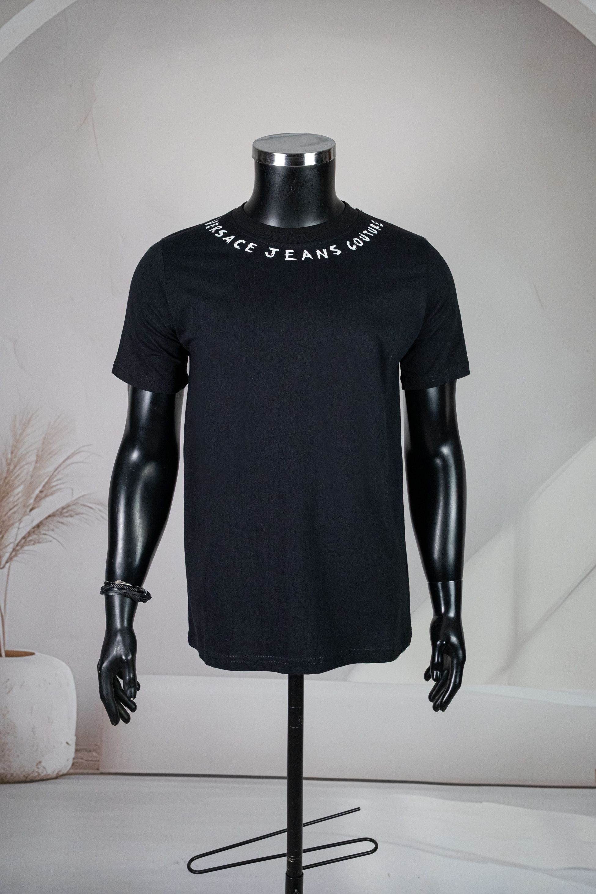 Versace Siyah Yuvarlak Yaka Yakada Marka Yazılı Tişört