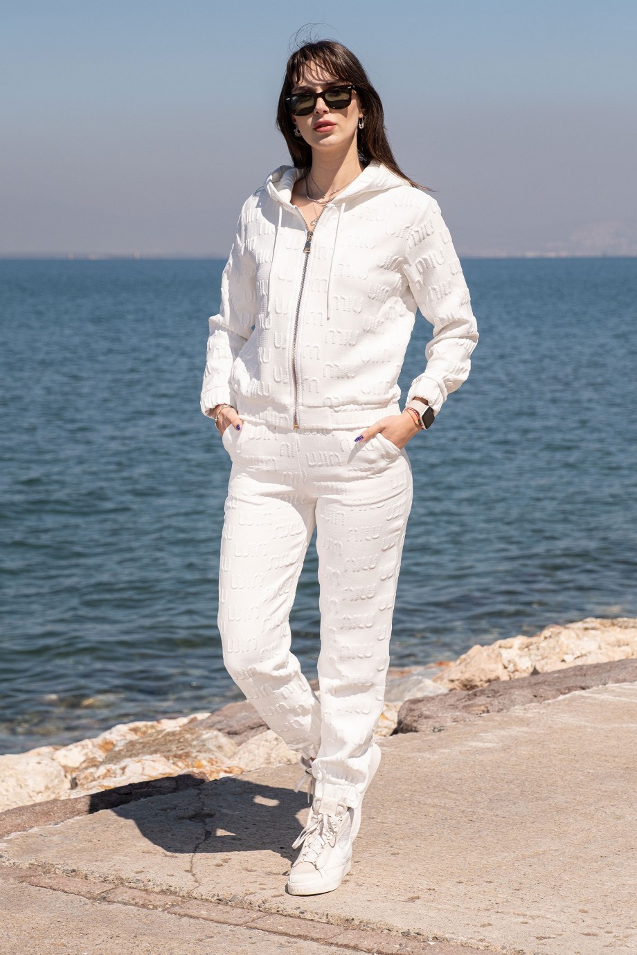 MİUMİU ARMALI TAKIM BEYAZ