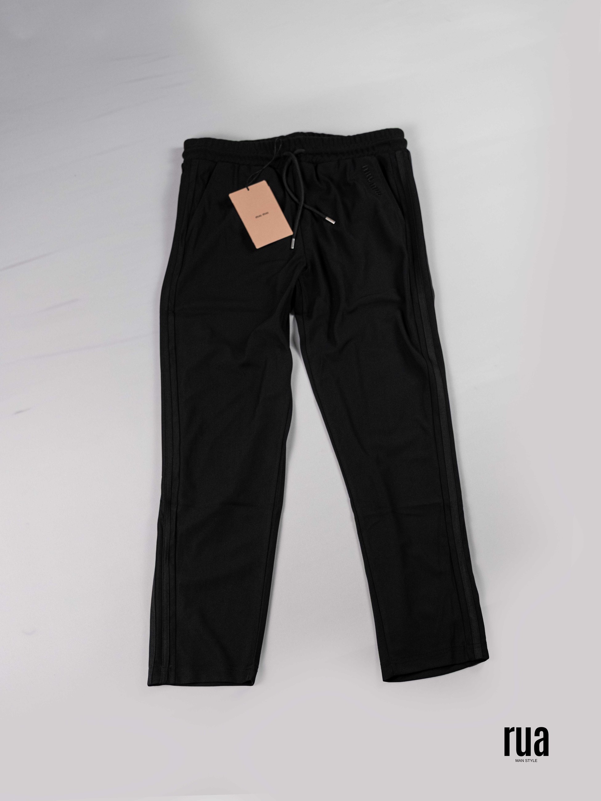 Eşrenk Cep yanı Marka İsimli Paraşüt Kumaş Pantalon Siyah