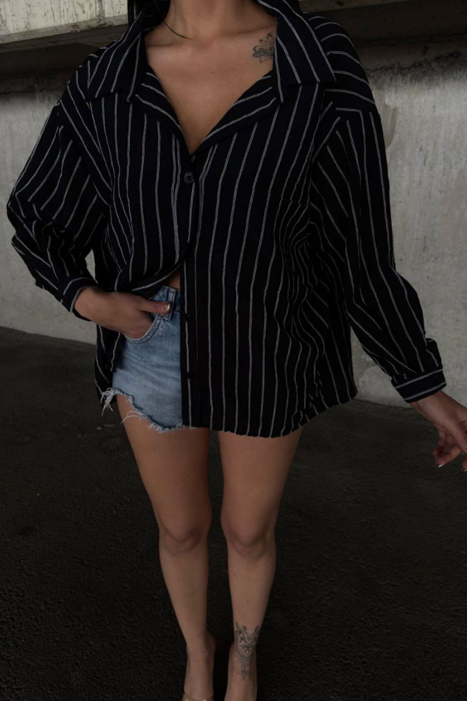 ZARA MODEL ÇİZGİLİ GÖMLEK-SİYAH