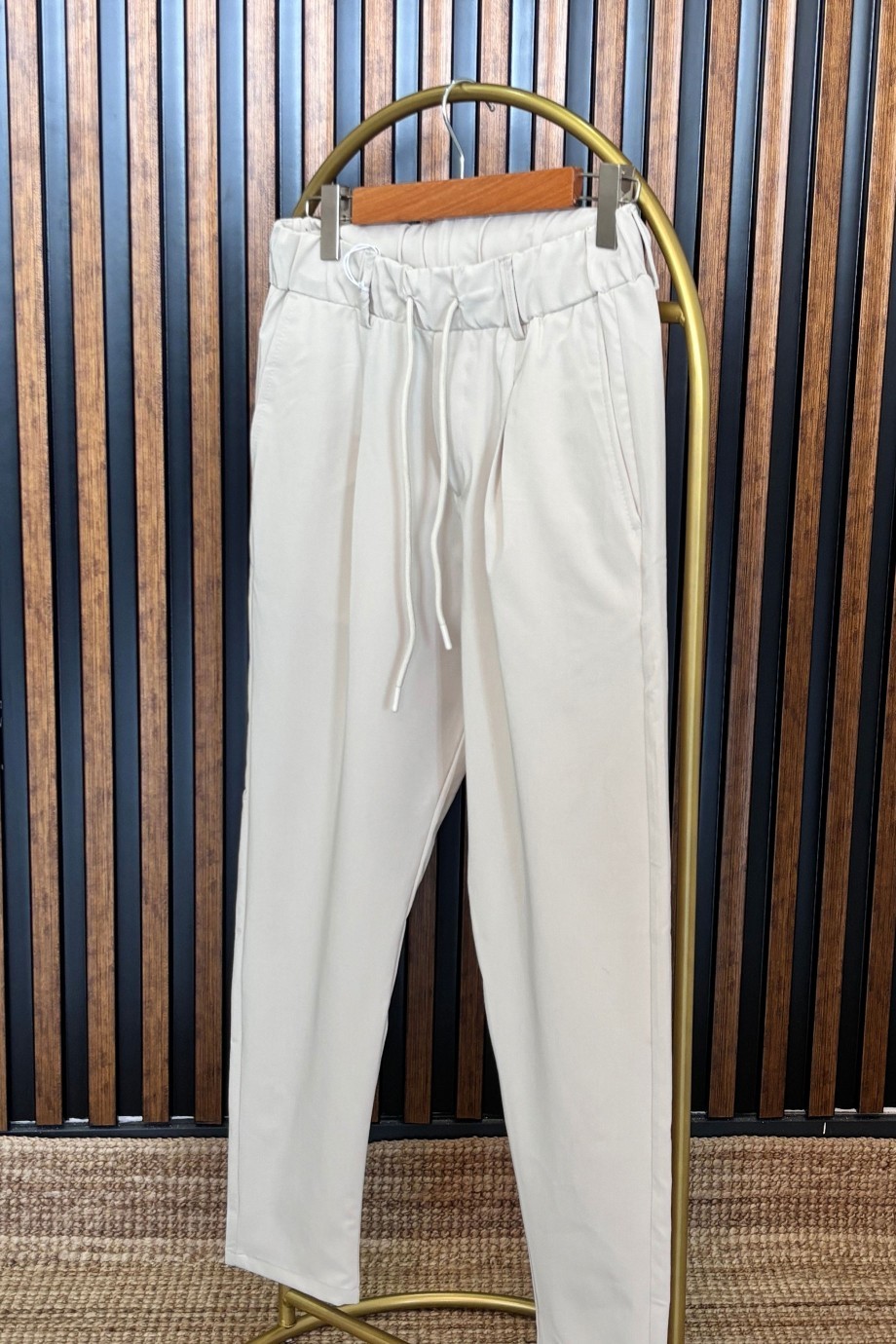 BELDEN LASTİKLİ KORDONLU DOKUMA PANTALON- EKRU