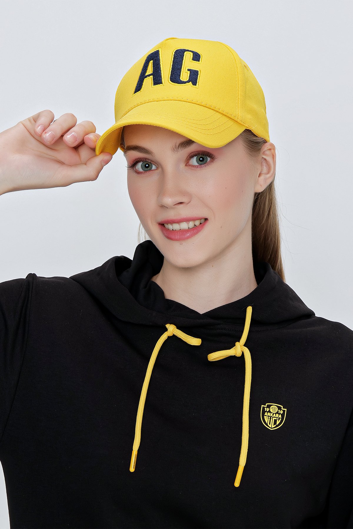 ŞAPKA MODEL 2