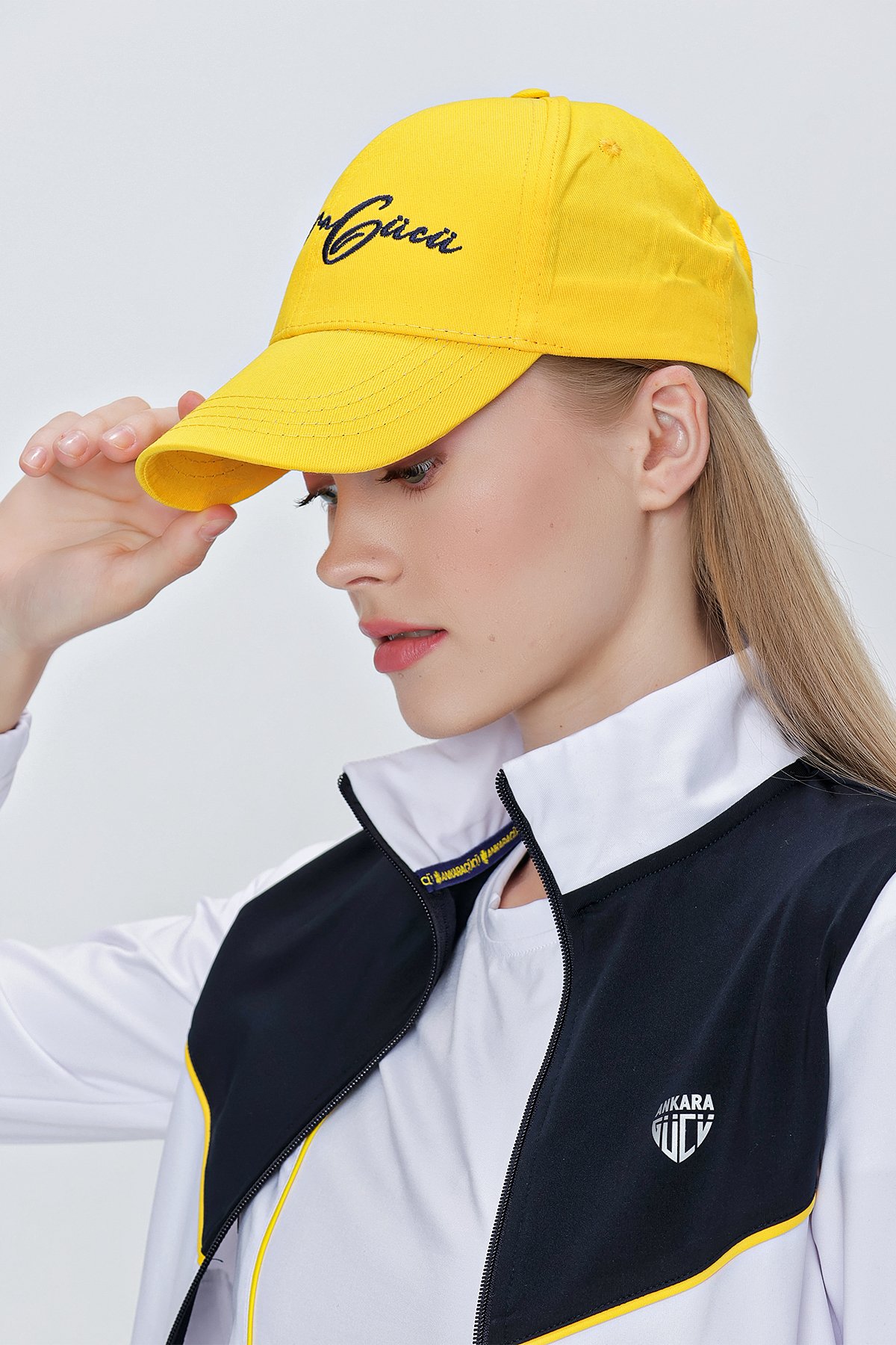ŞAPKA MODEL 3