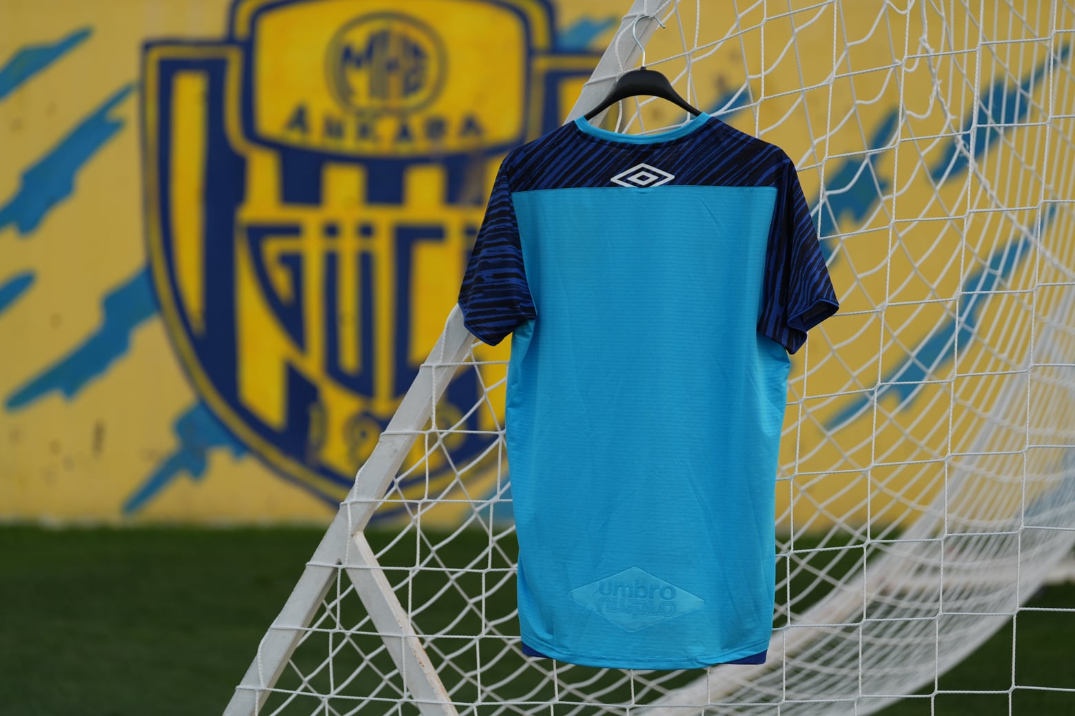 TF-0430 UMBRO PLUS TRAINING TSHIRT A.BLUE