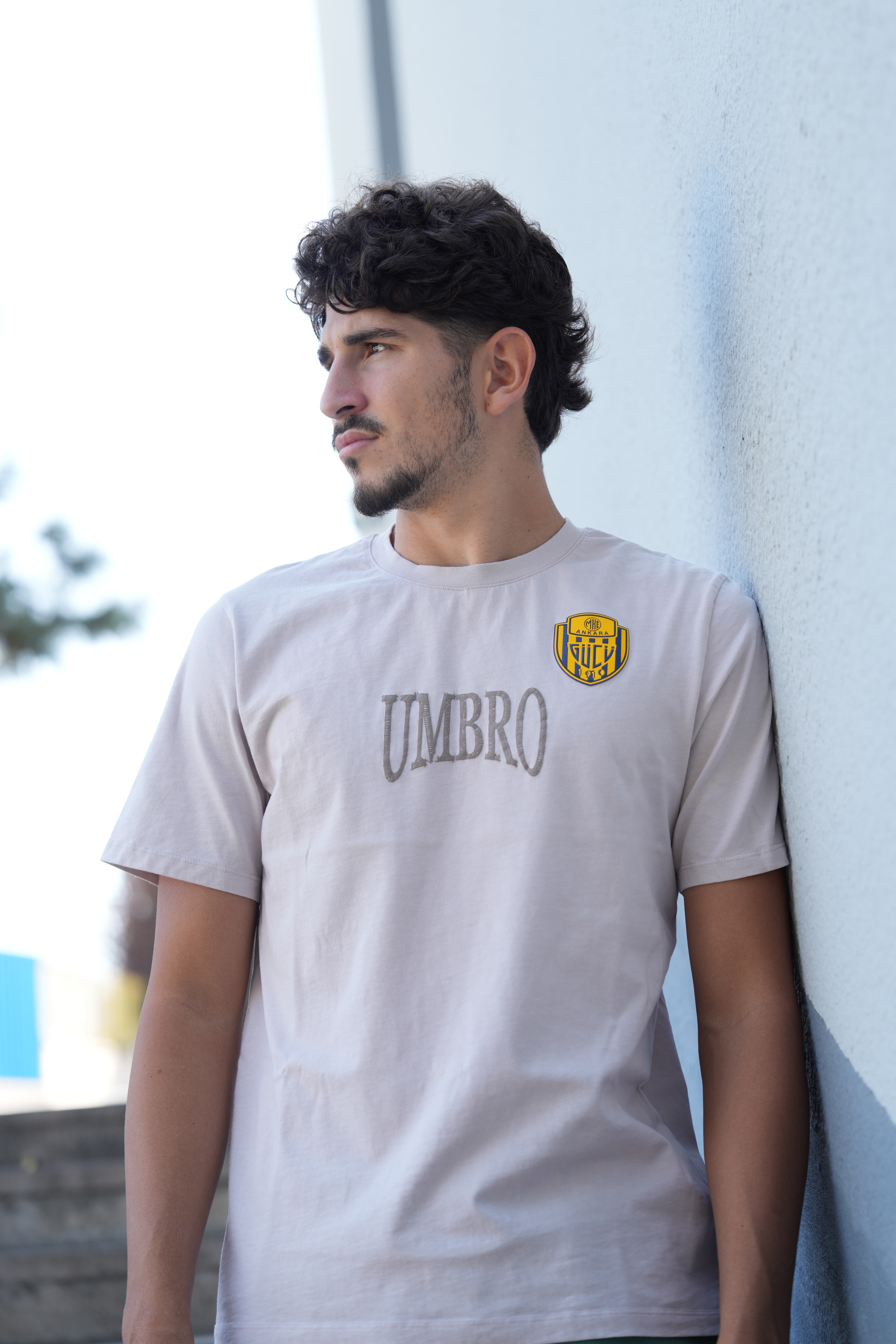 FF-0151 UMBRO SHOT TEE T-SHIRT STONE