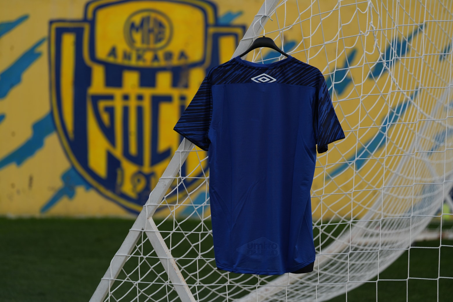 TF-0430 UMBRO PLUS TRAINING TSHIRT SAX