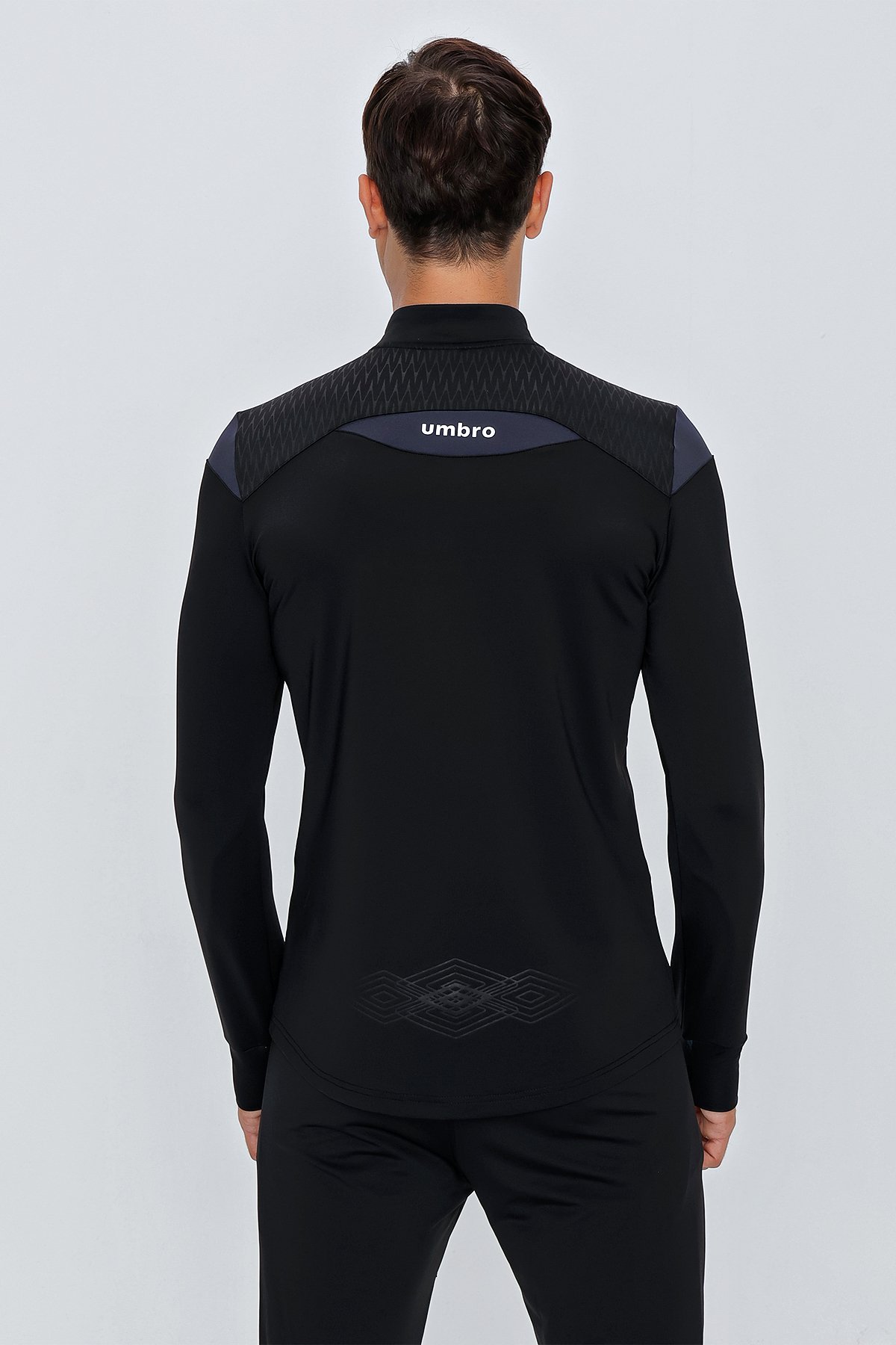 TC-0127 UMBRO DIAMOND TRAINING SWEAT