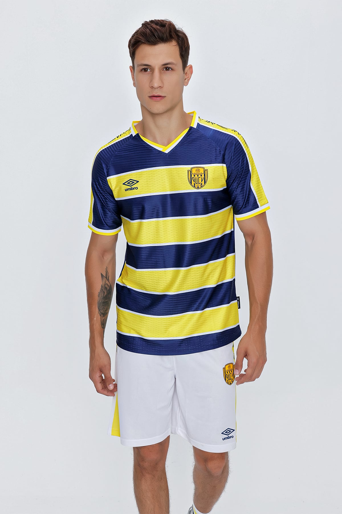 TF-0272 Umbro Ankaragucu Efsane Jersey D.Blue/Yellow