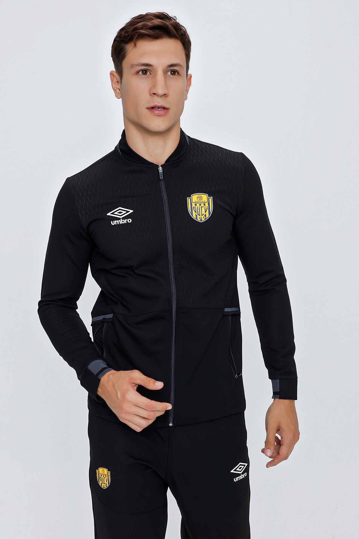 TC-0128 UMBRO DIAMOND CAMP JACKET