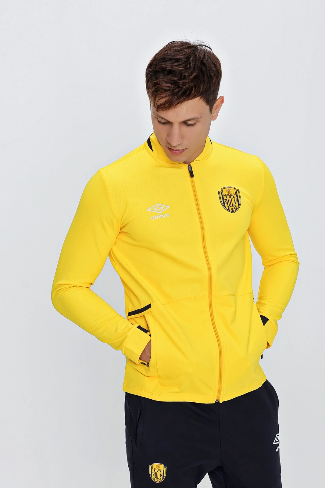 TC-0128 UMBRO YELLOW DIAMOND CAMP JACKET