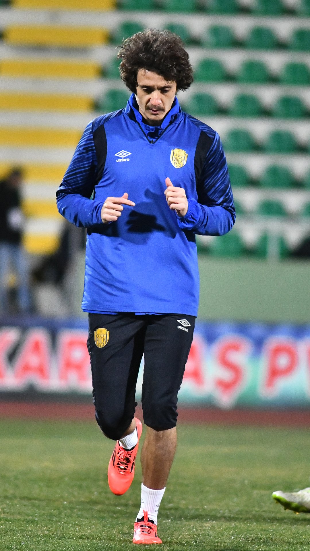 TC-0206 UMBRO PLUS TRANING SWEAT SAX