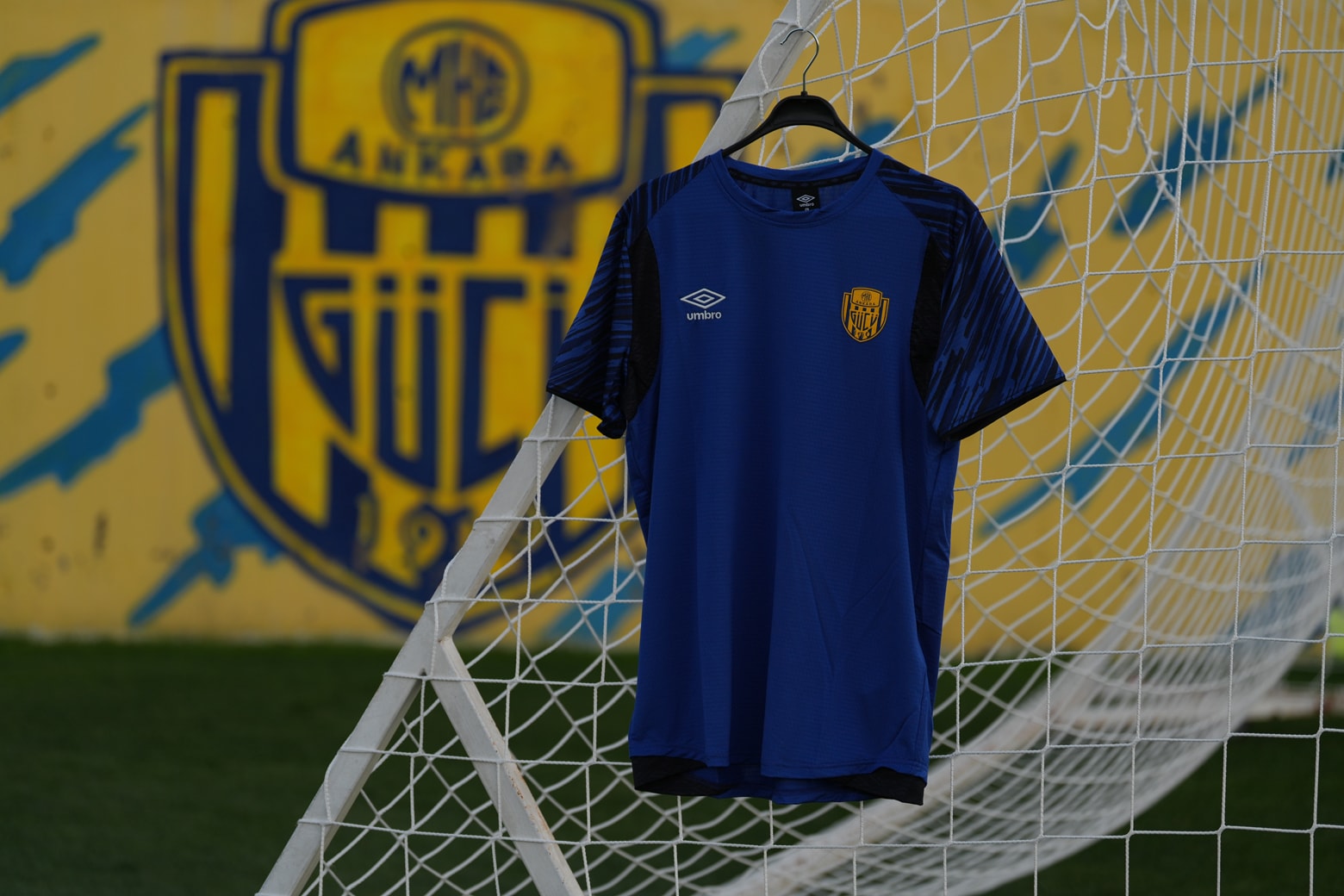 TF-0430 UMBRO PLUS TRAINING TSHIRT SAX