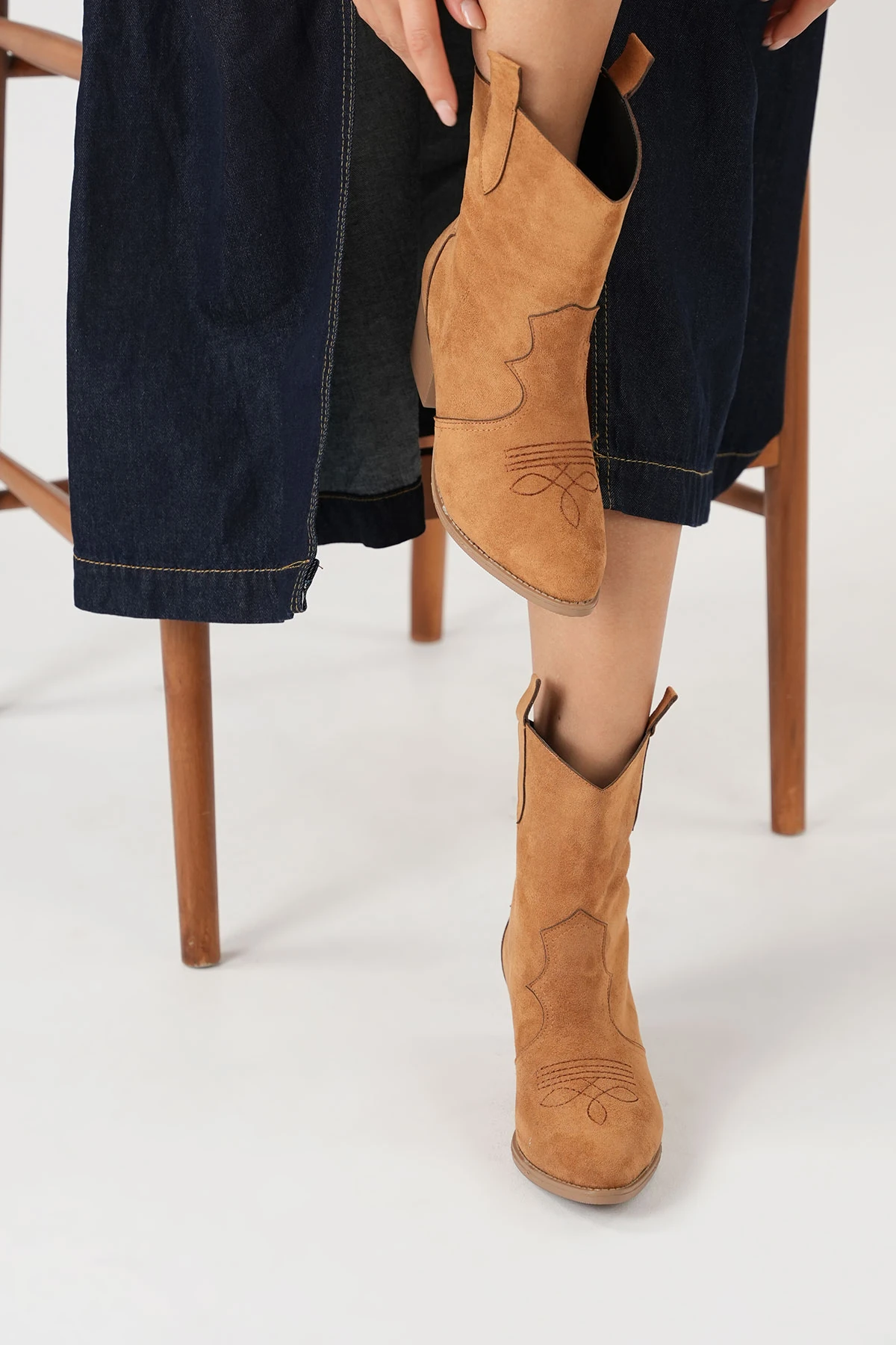 Bej Süet Kadın Kısa Kovboy Kanvas Western Bot - Tarçın Taba Süet