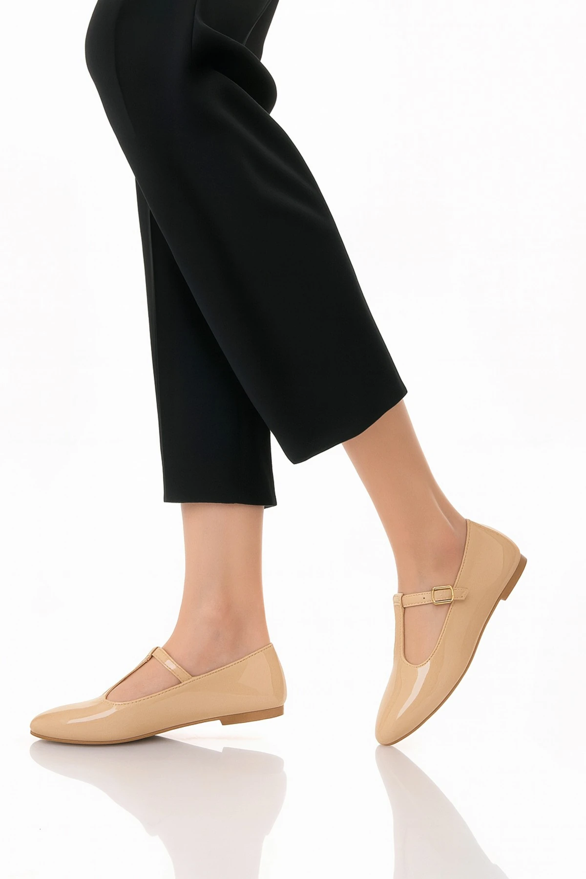 Siyah Süet T-Strap Mary Jane Tasarım Babet