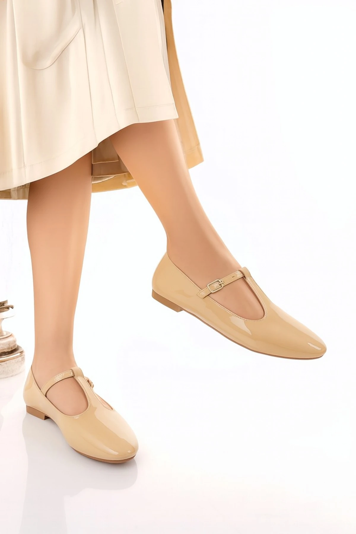 Siyah Süet T-Strap Mary Jane Tasarım Babet