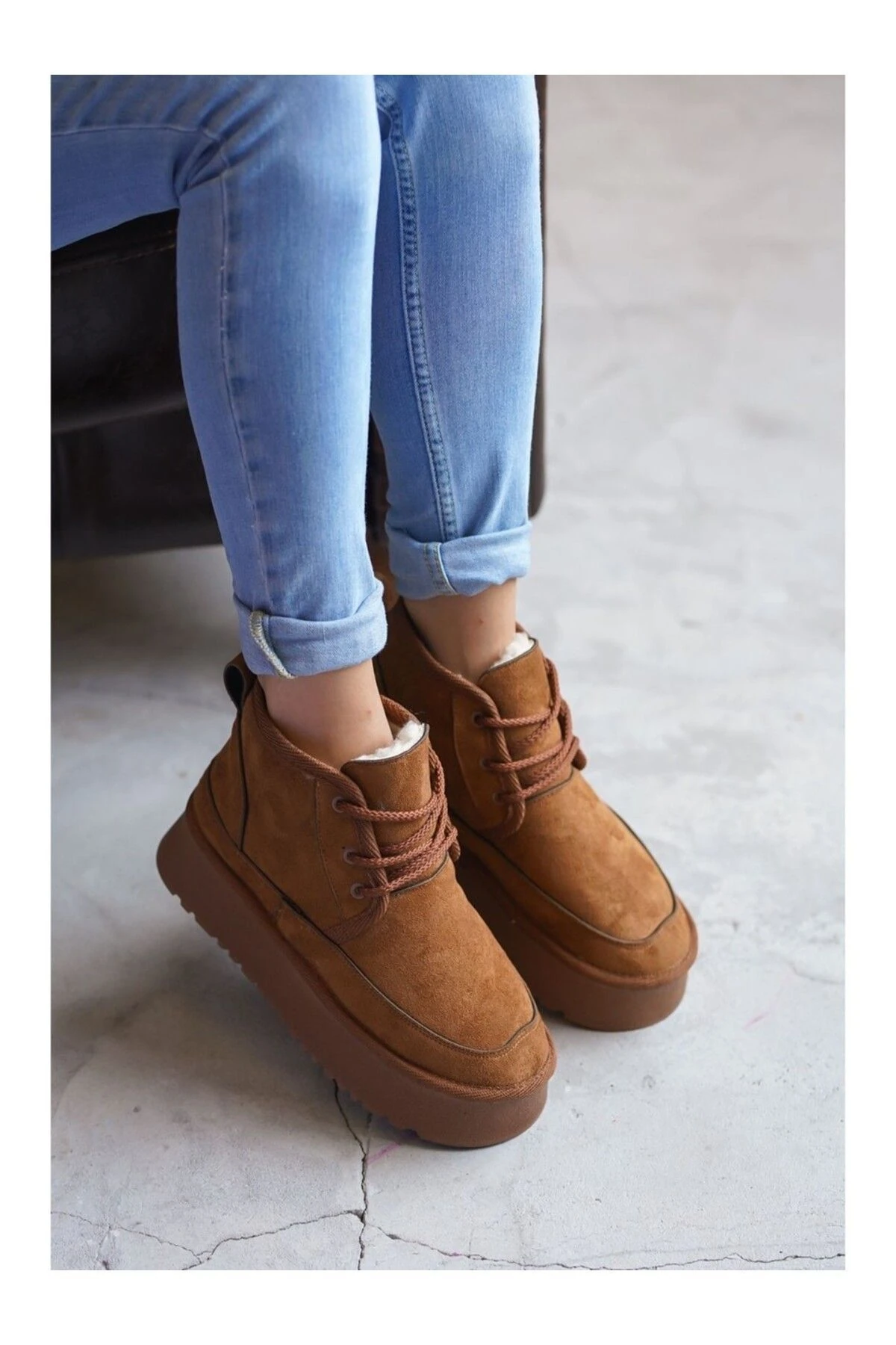 Kadın Kalın Taban Içi Kürklü Yarım Bot Bağcıklı Tefis Süet