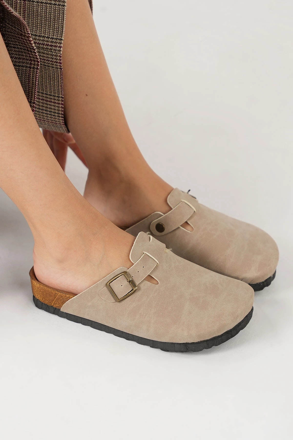 Mantar Tabanlı Boston Birkens Günlük Sabo 59463 Günlük Terlik - BEJ