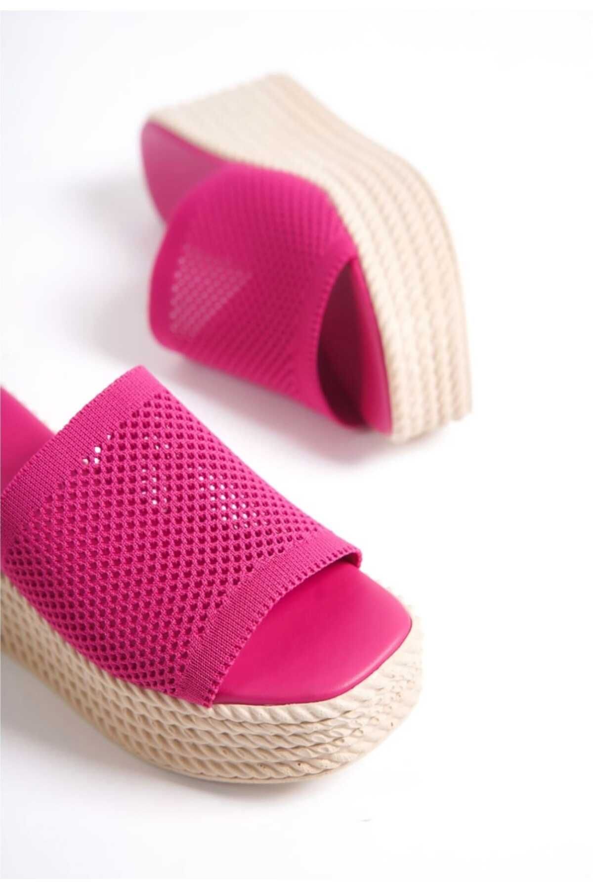 Dolgu Taban Rahat Triko Günlük Terlik