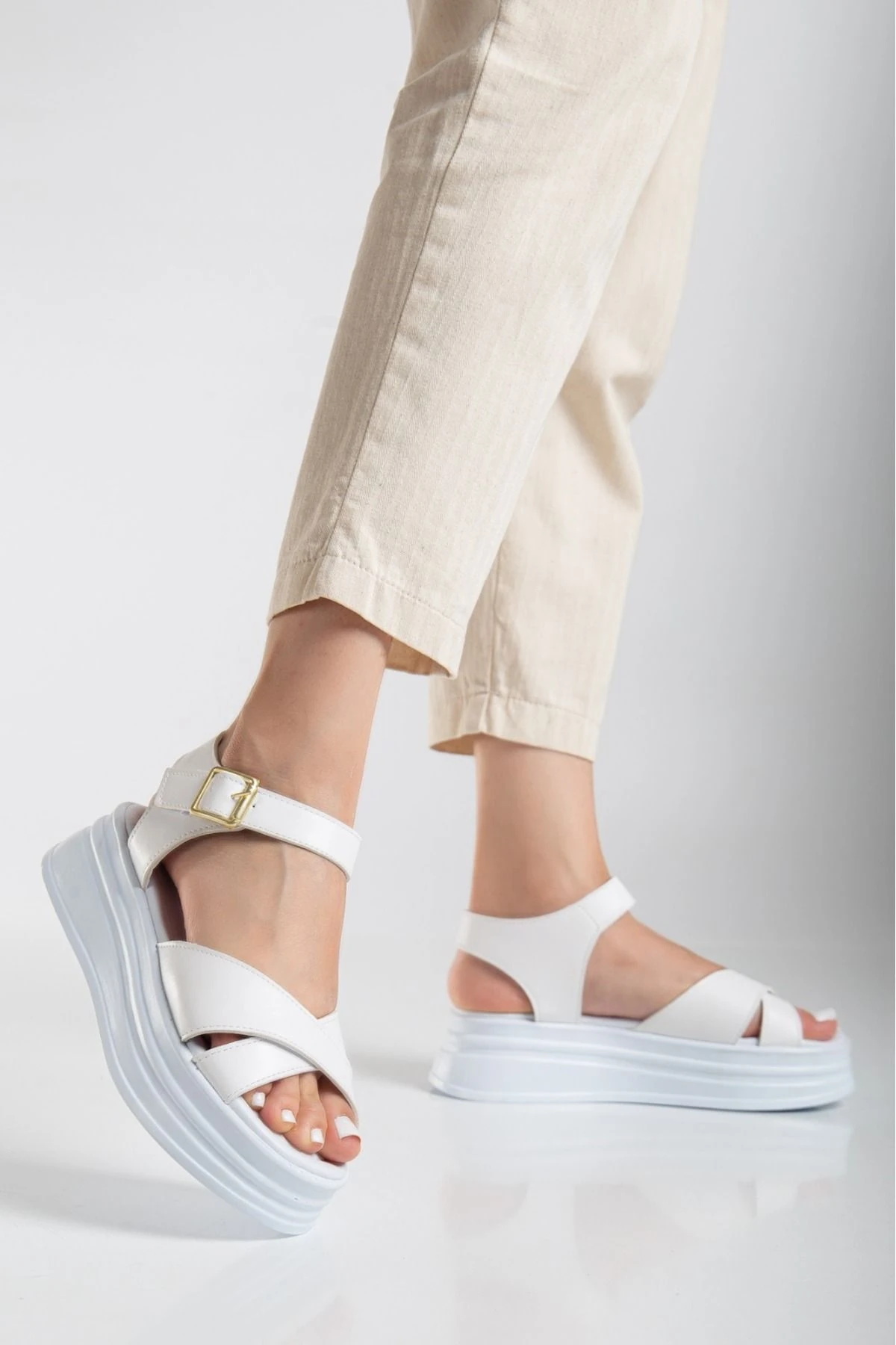 Sade Düz Platform Dolgu Taban Sandalet