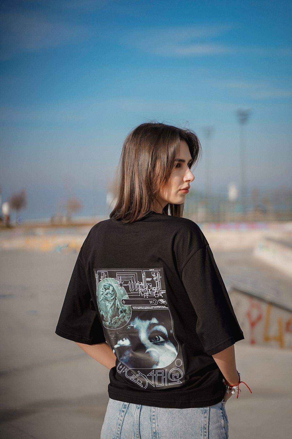 Special Girl Eye Baskılı Siyah Yarım Kollu Bisiklet Yaka Unisex Oversize T-shirt