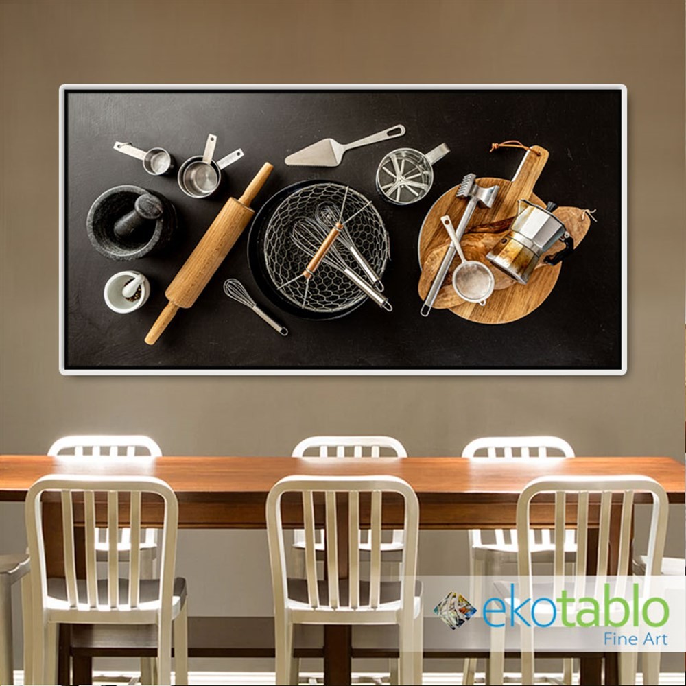 Siyah Masada Mutfak Gereçleri Kanvas Tablo main variant image