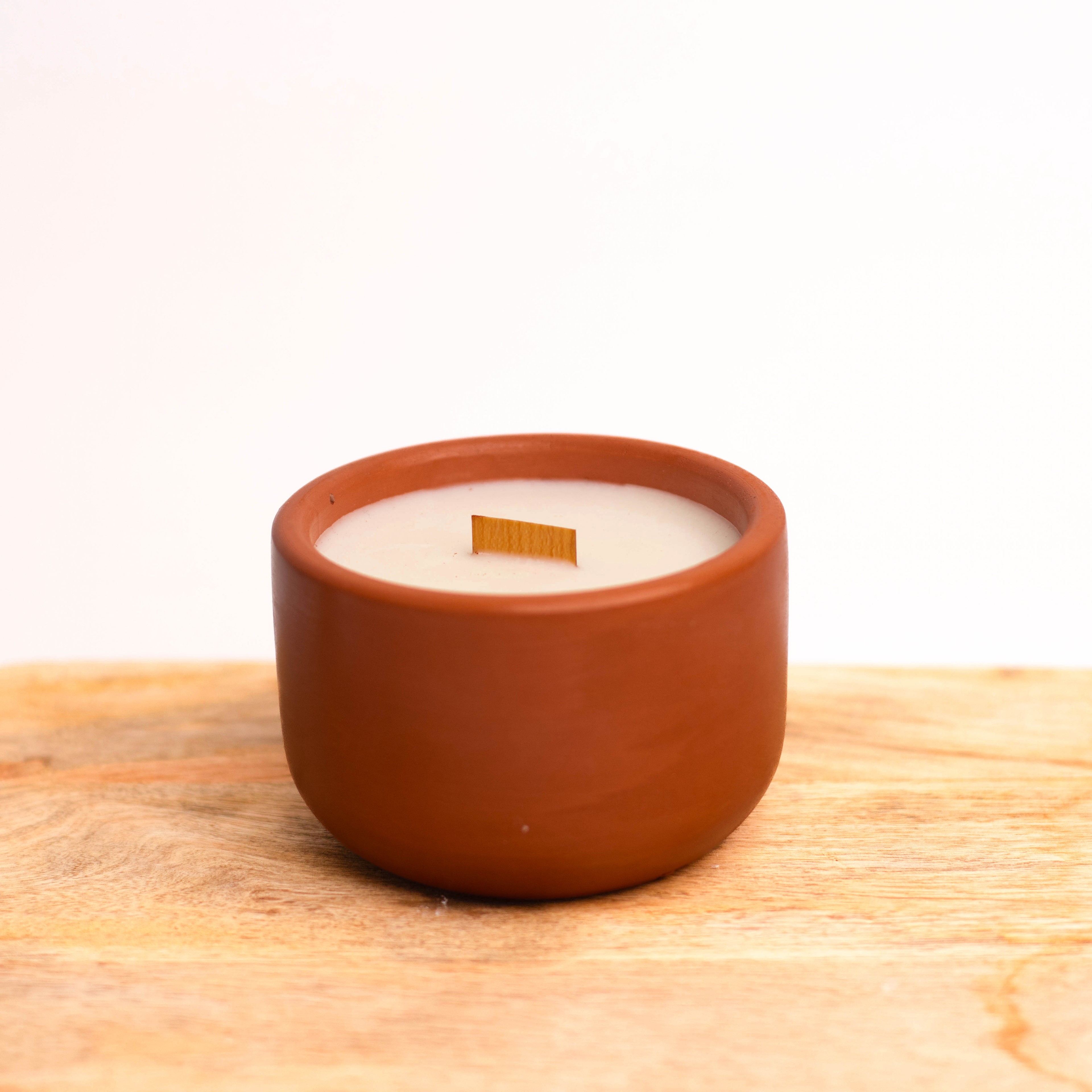 Terracotta Candle - Handcrafted Soy Wax 200gr Pine Haven